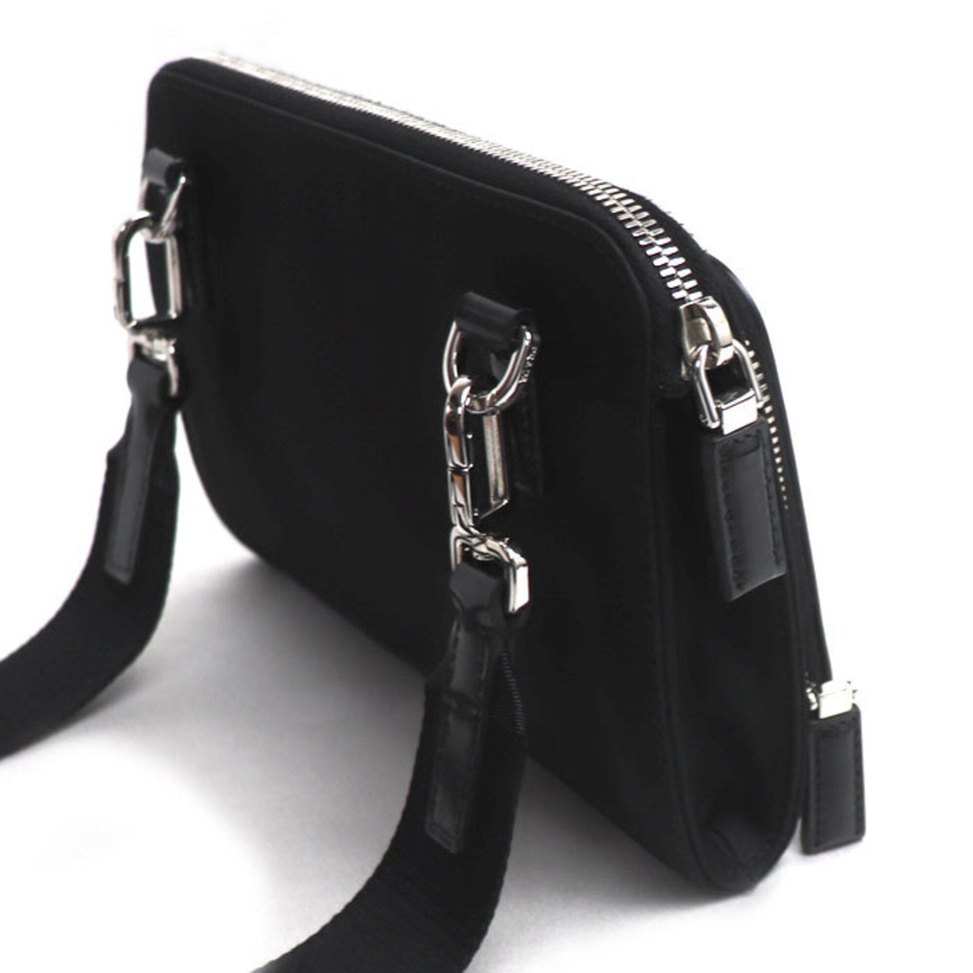 Prada Black Leather Nylon Shoulder Bag (Pre-Owned)