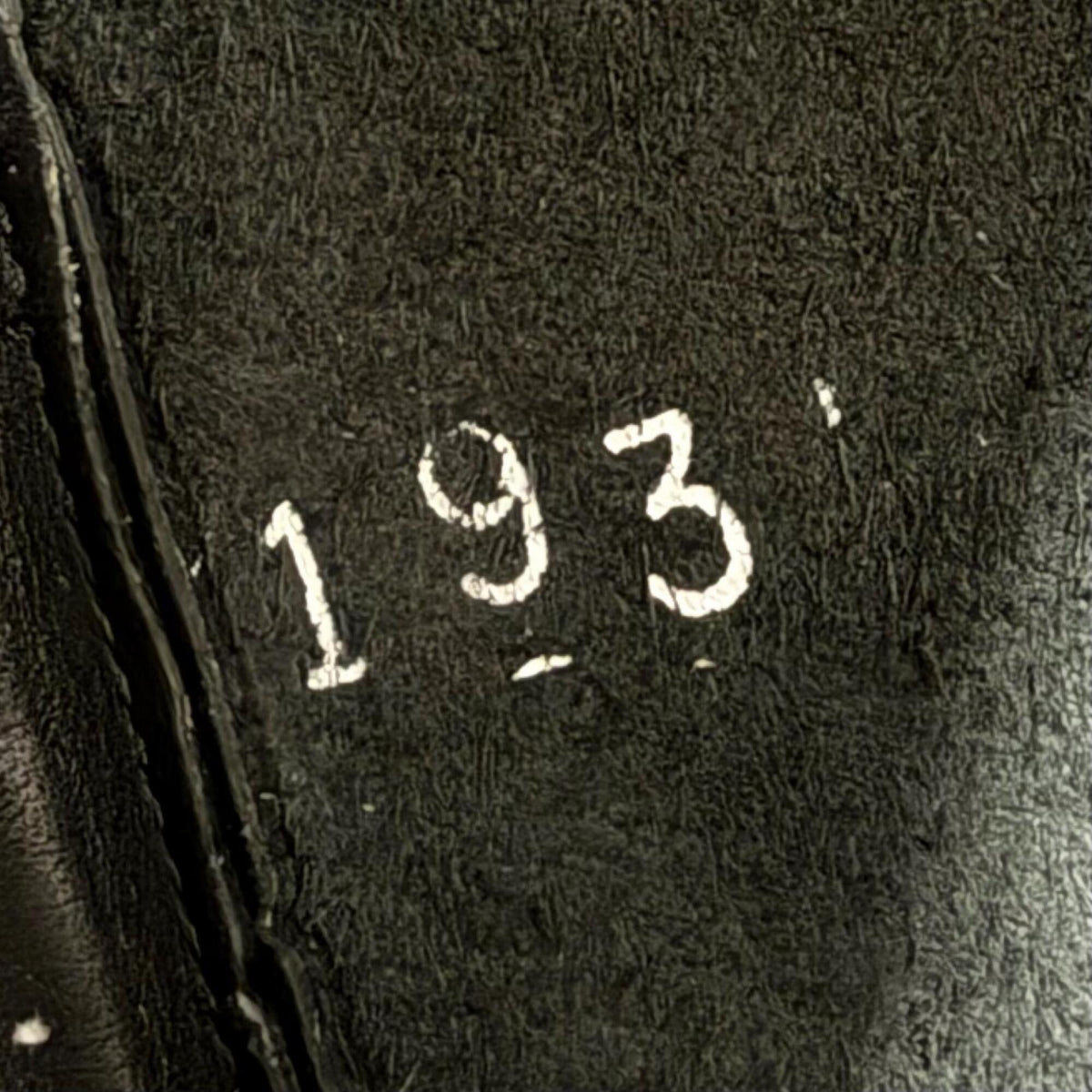 Coach Black Leather Shoulder Bag (Pre-Owned)