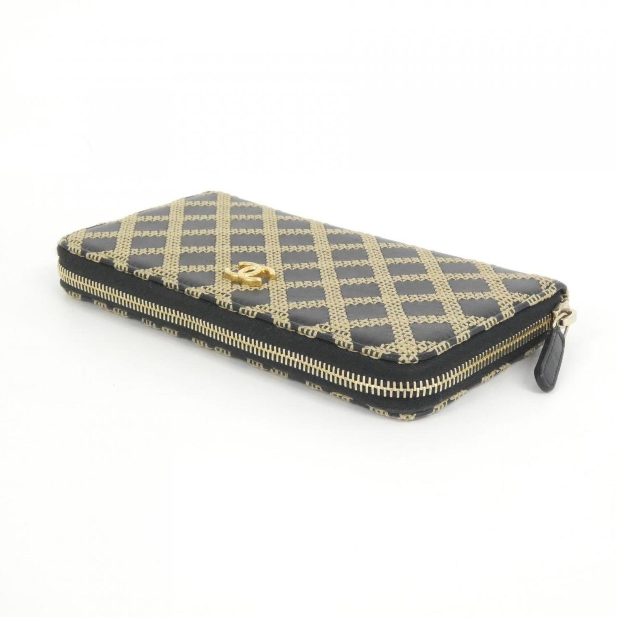 Chanel Beige Black Leather Long Wallet (Bi-Fold) (Pre-Owned)