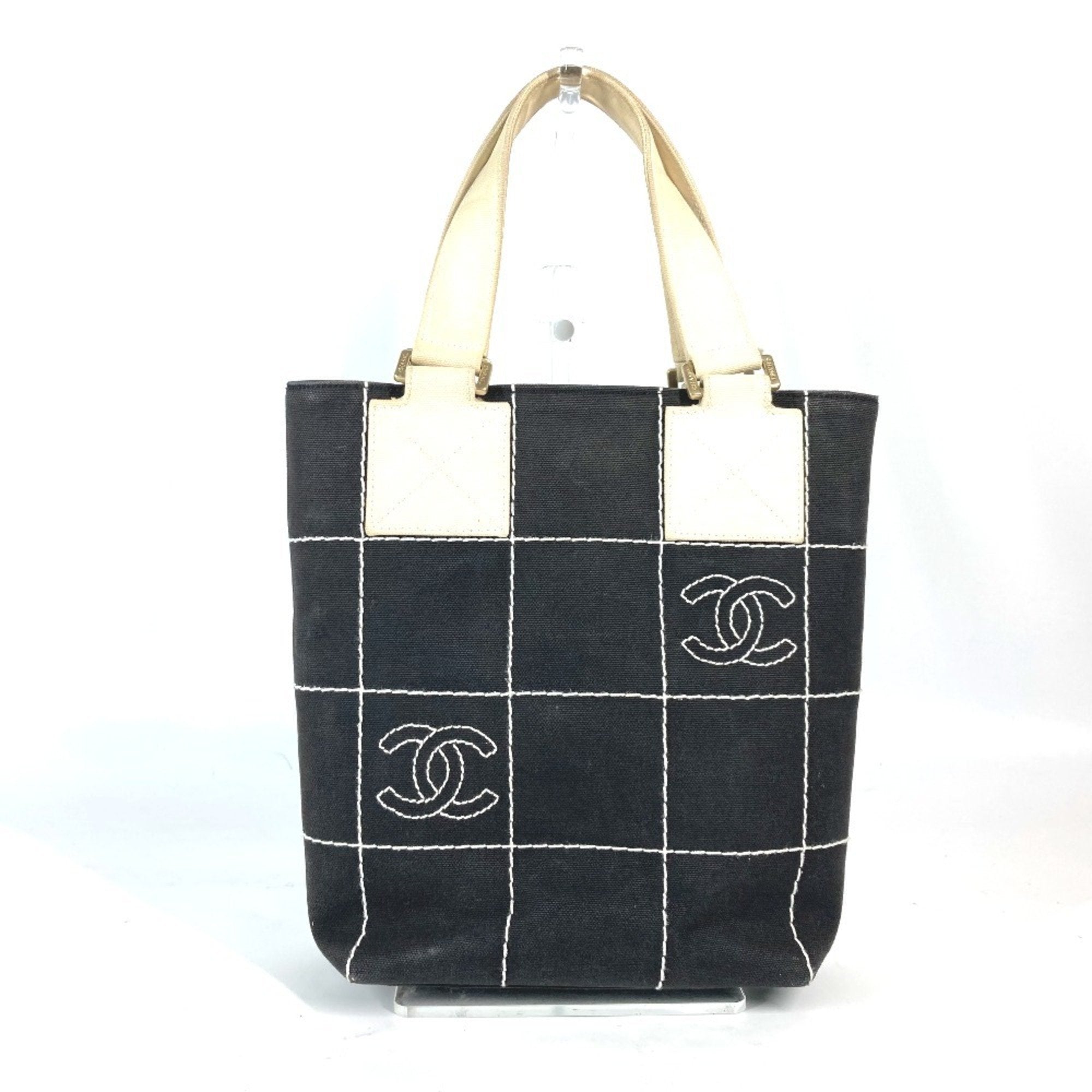 Chanel Black White Canvas Handbag Tote Bag (Pre-Owned)