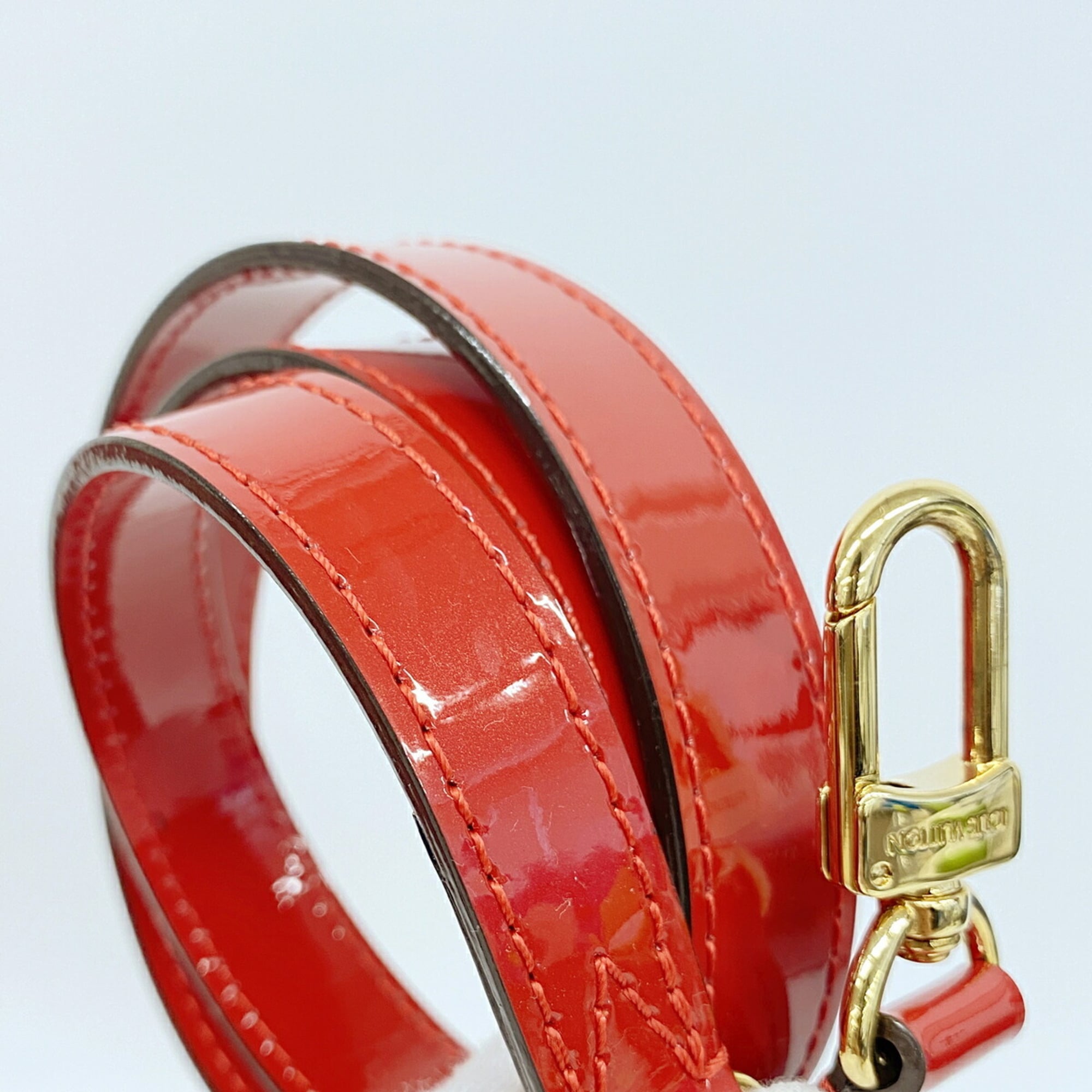 Louis Vuitton Cerise Handbag (Pre-Owned)