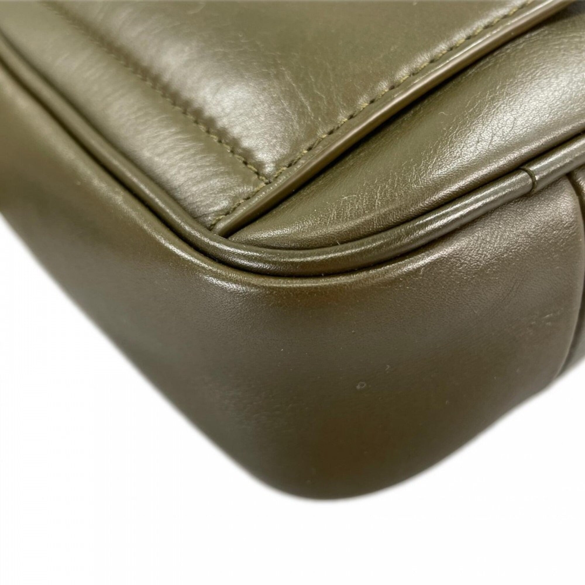 Bottega Veneta Khaki Leather Shoulder Bag (Pre-Owned)
