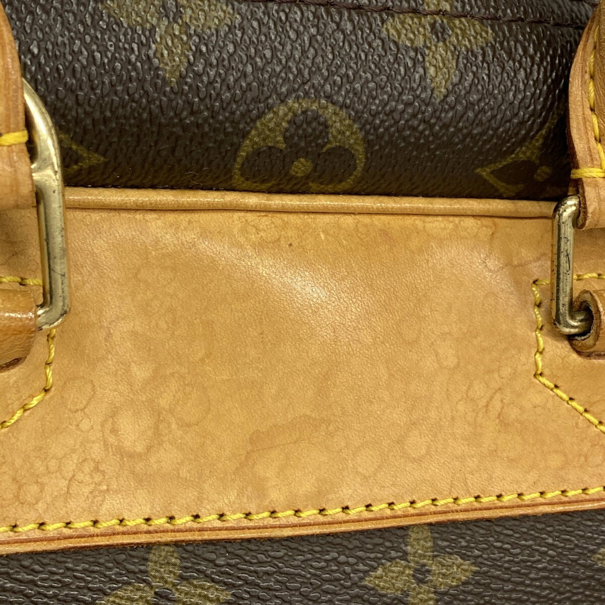 Louis Vuitton Brown Handbag (Pre-Owned)