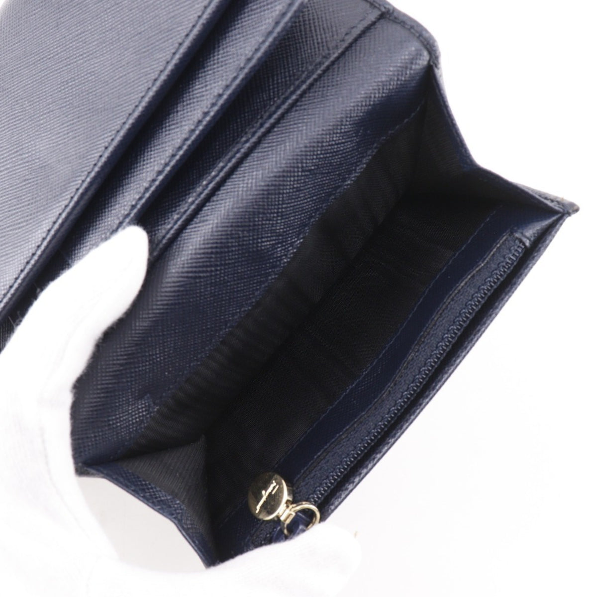 Salvatore Ferragamo Gancini Leather Wallet (Tri-Fold) (Pre-Owned)