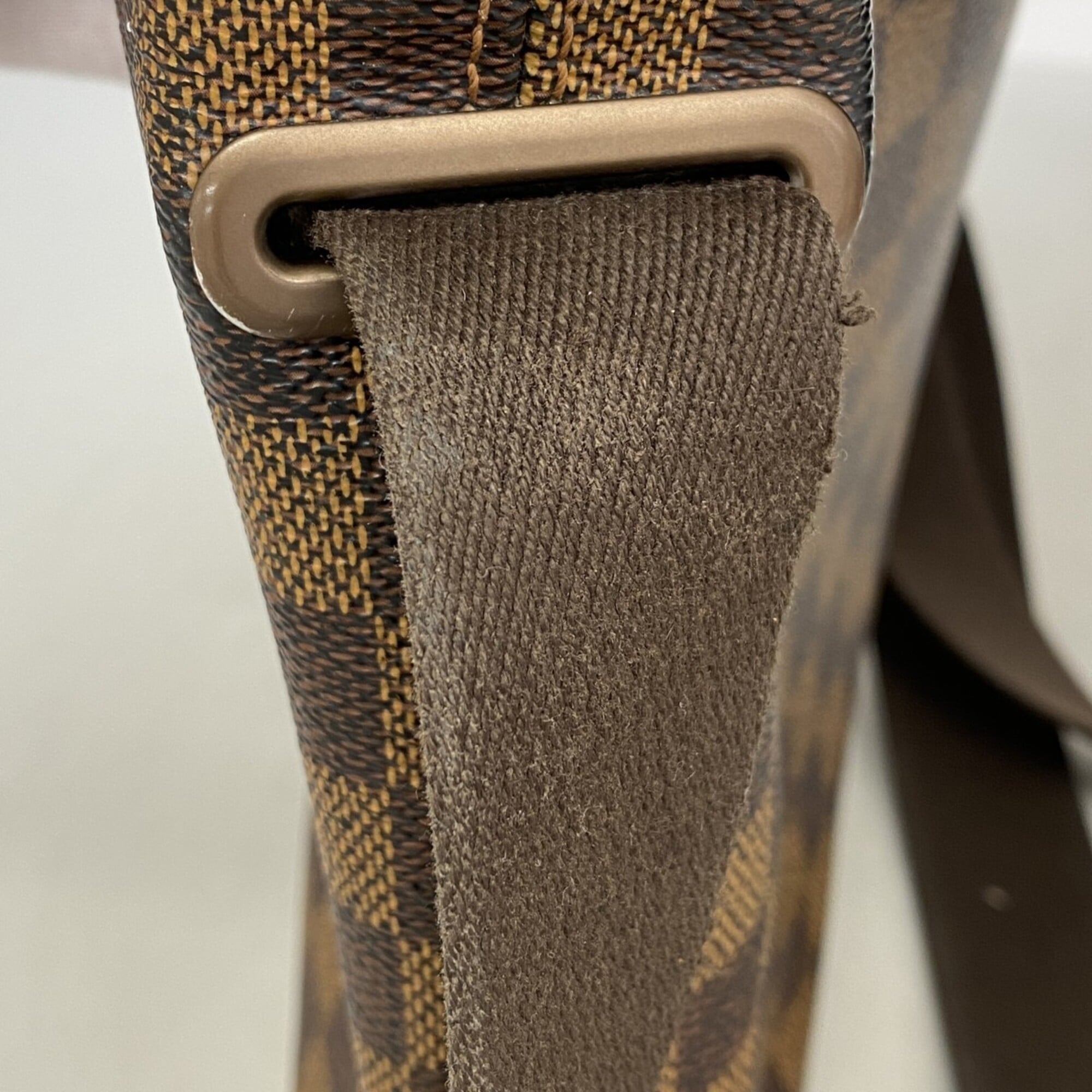 Louis Vuitton Ebene Shoulder Bag (Pre-Owned)