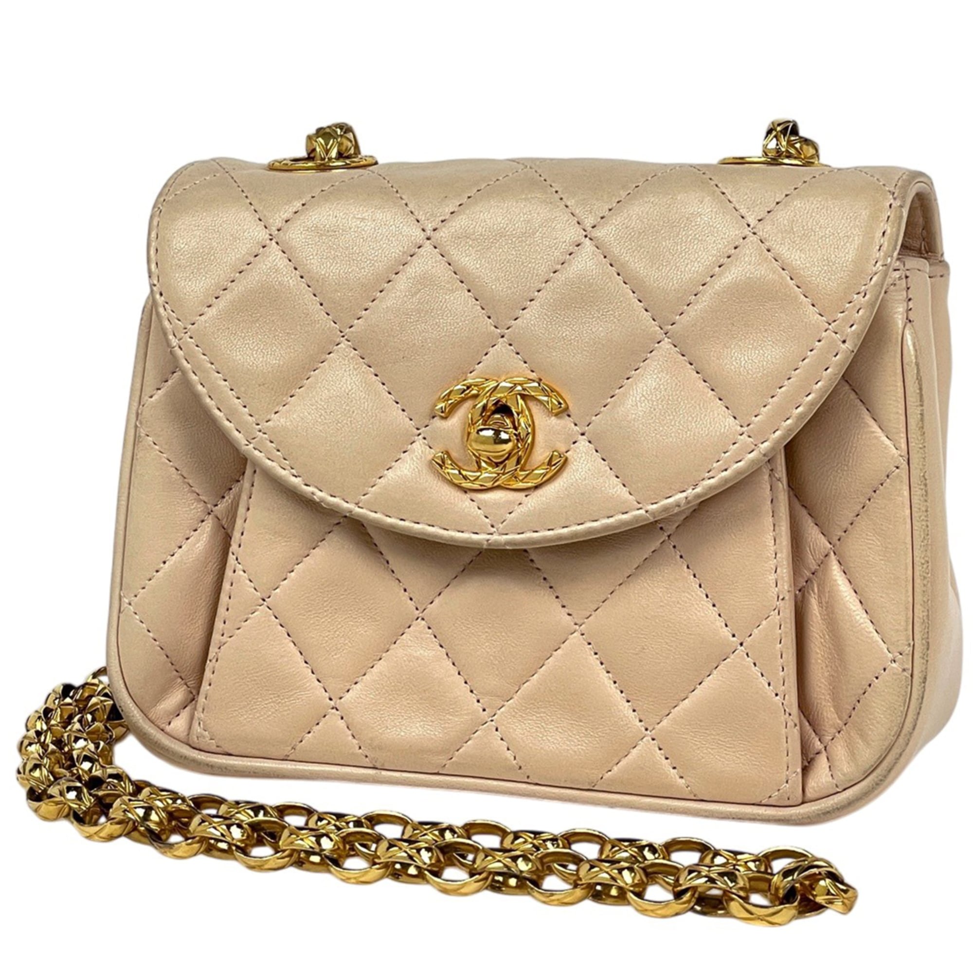 Chanel Matelasse Beige Leather Shoulder Bag (Pre-Owned)