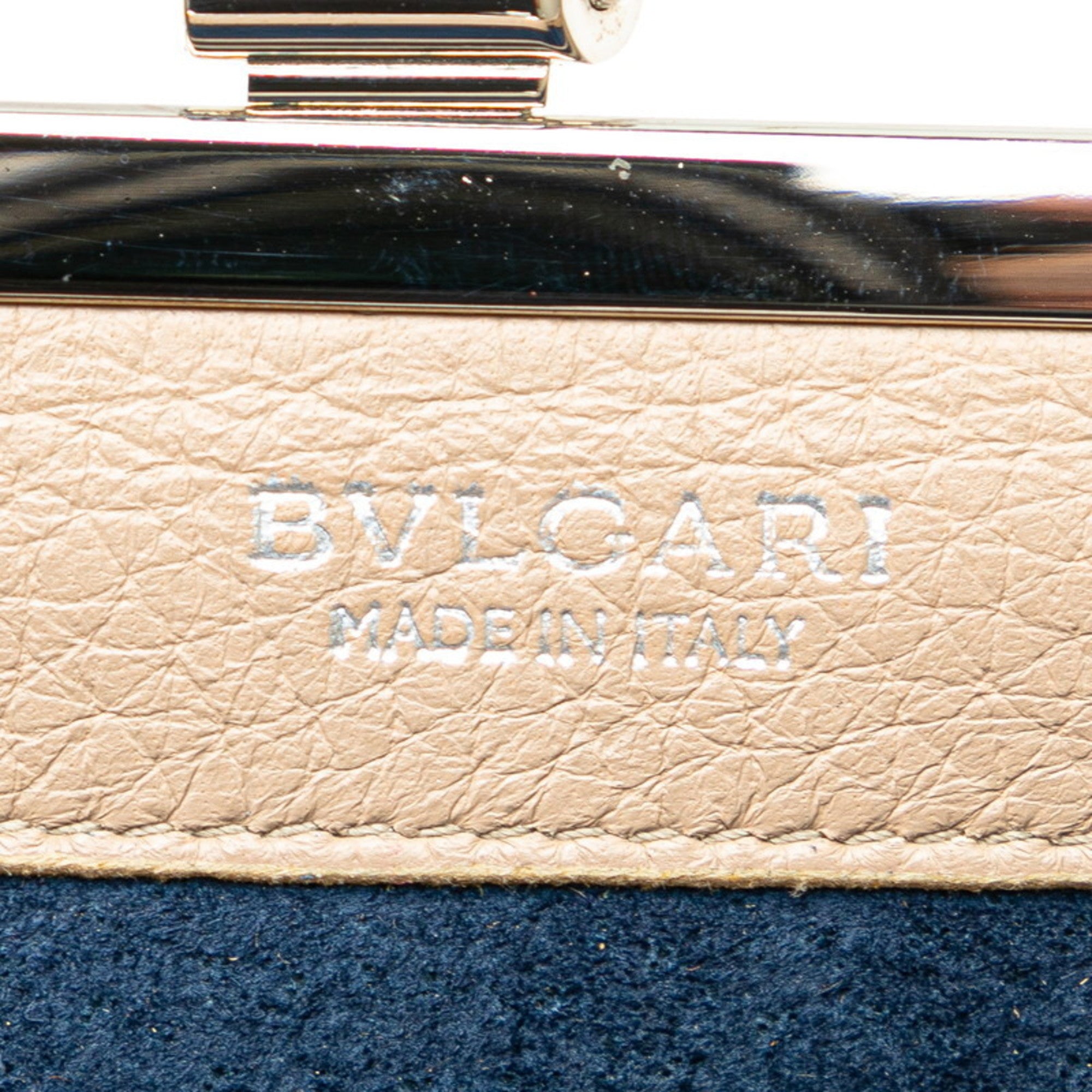 Bvlgari Beige Grayish Leather Chain/Shoulder Wallet (Pre-Owned)
