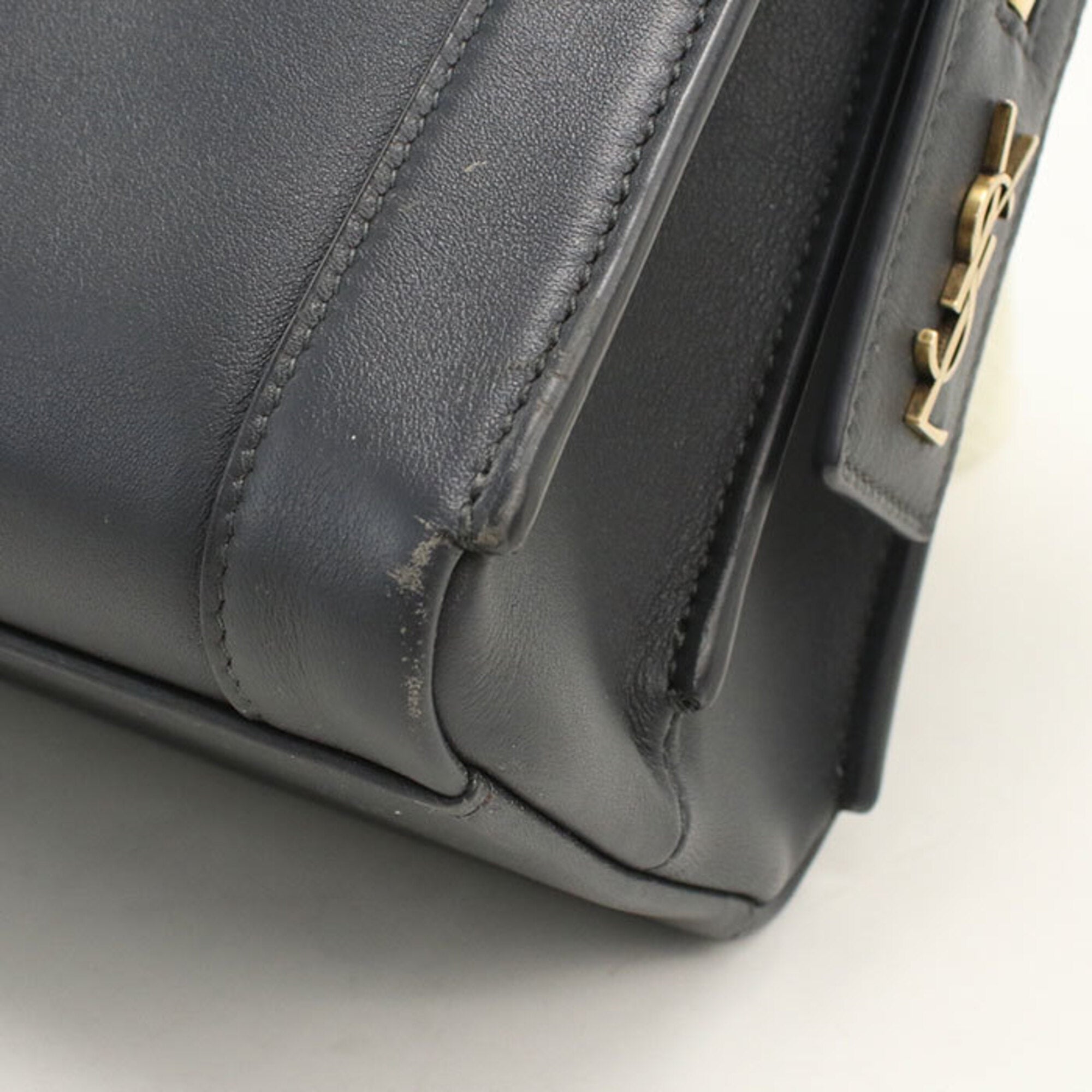 Saint Laurent Gray Leather Handbag (Pre-Owned)