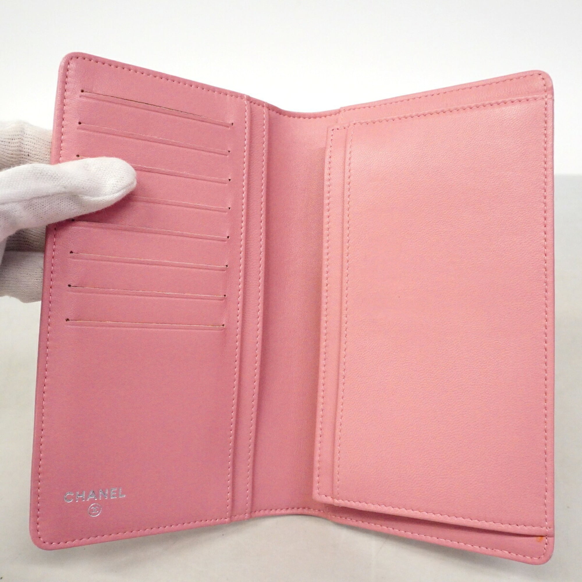Chanel Pink Leather Long Wallet (Bi-Fold) (Pre-Owned)