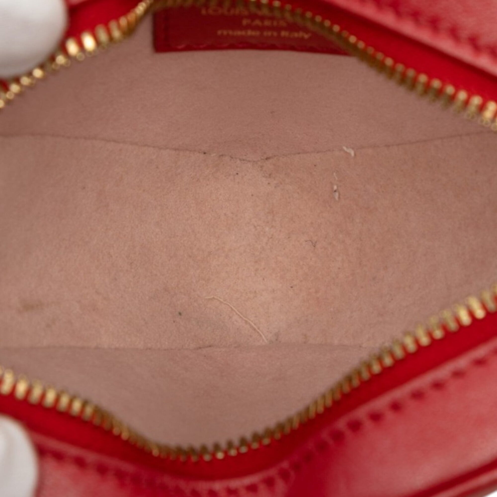 Louis Vuitton Red Color Leather Shoulder Bag (Pre-Owned)