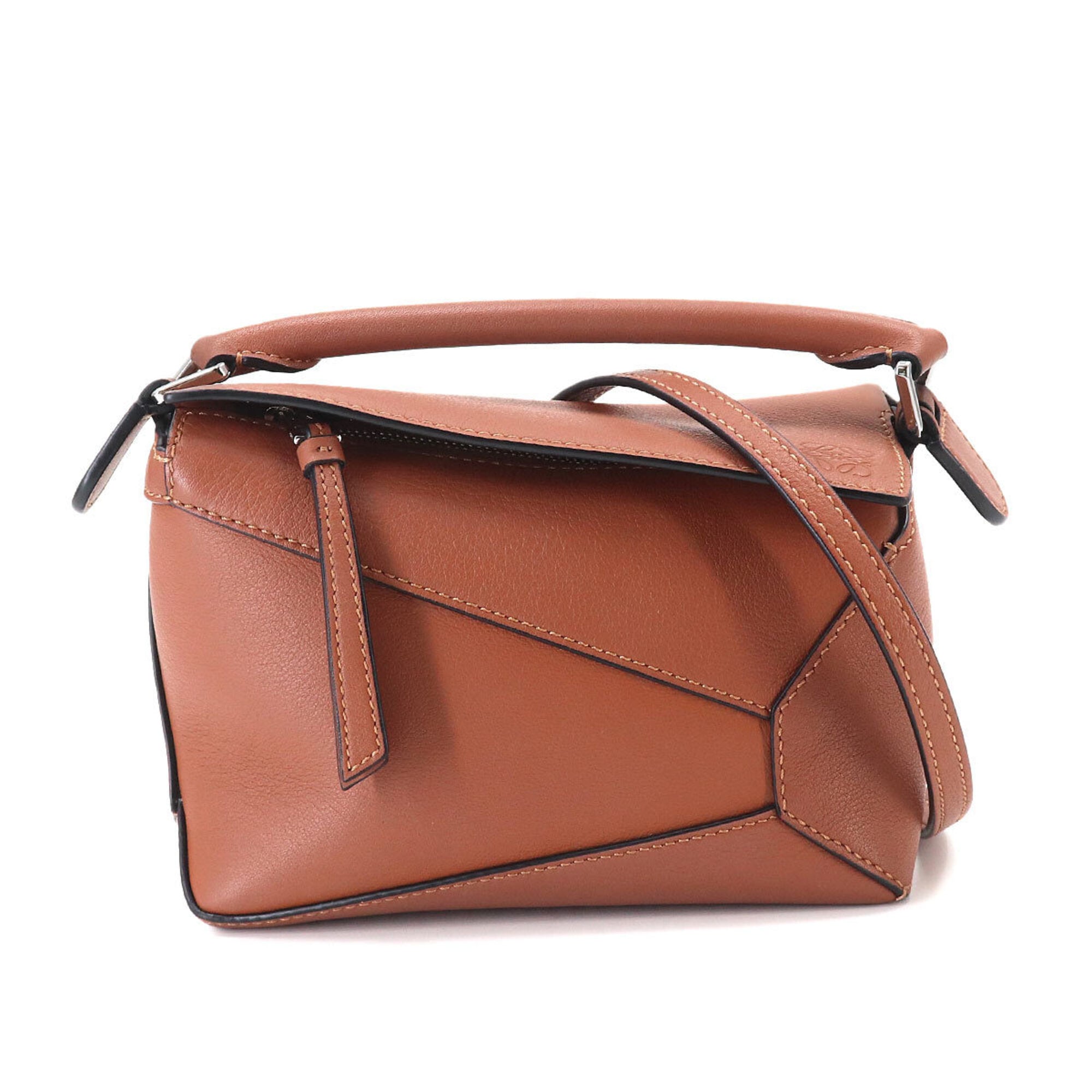 Loewe Puzzle Gold Leather Handbag (Pre-Owned)