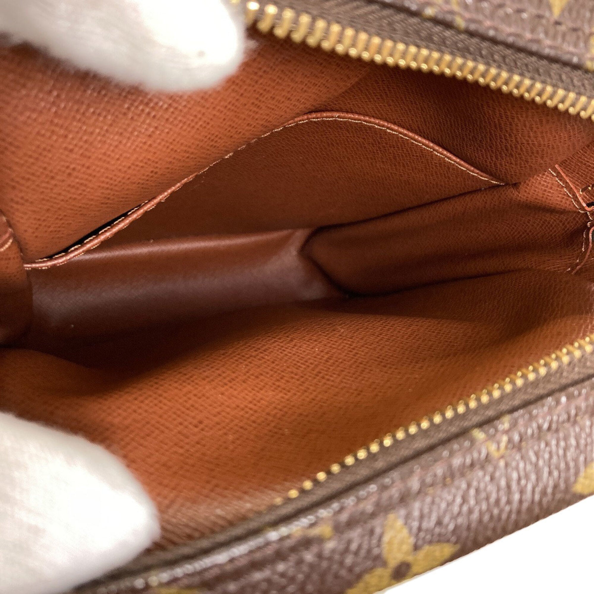 Louis Vuitton Monogram Monogram Shoulder Bag (Pre-Owned)