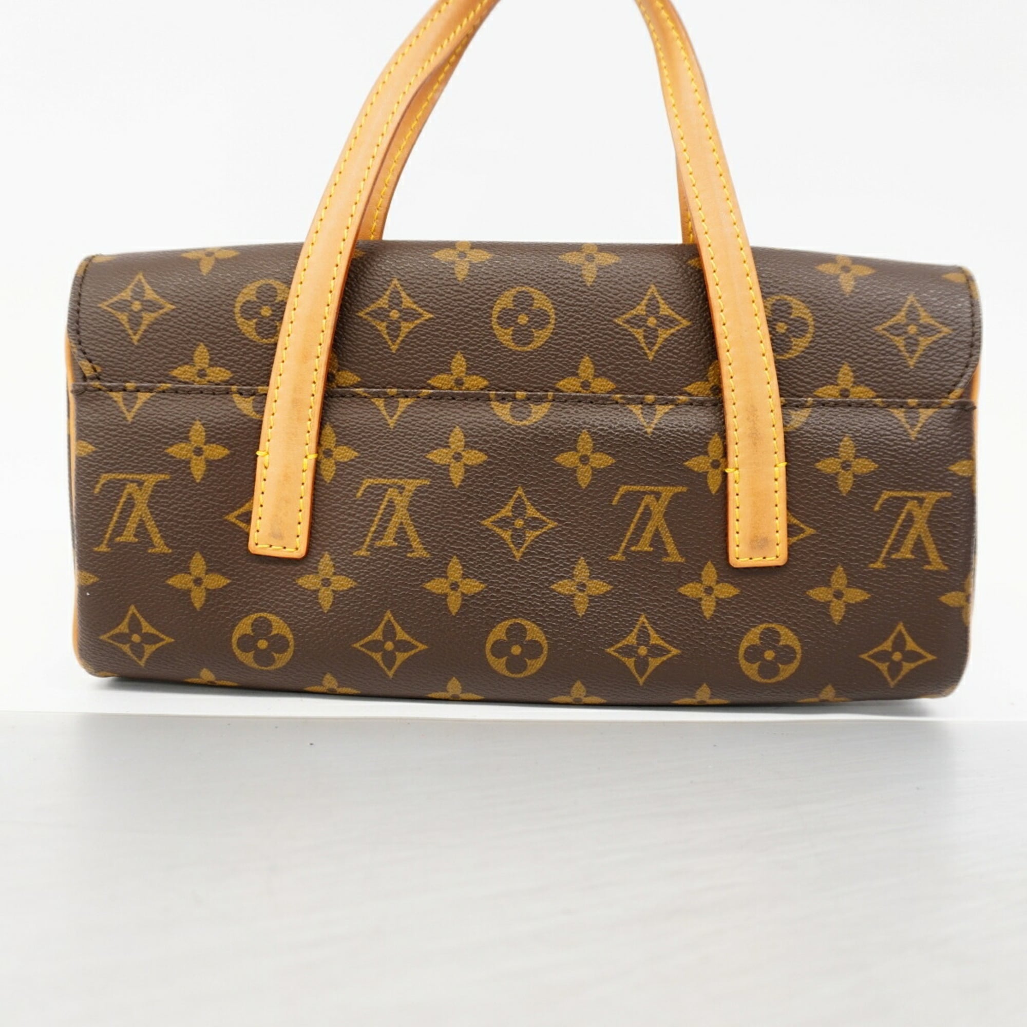 Louis Vuitton Brown Handbag (Pre-Owned)