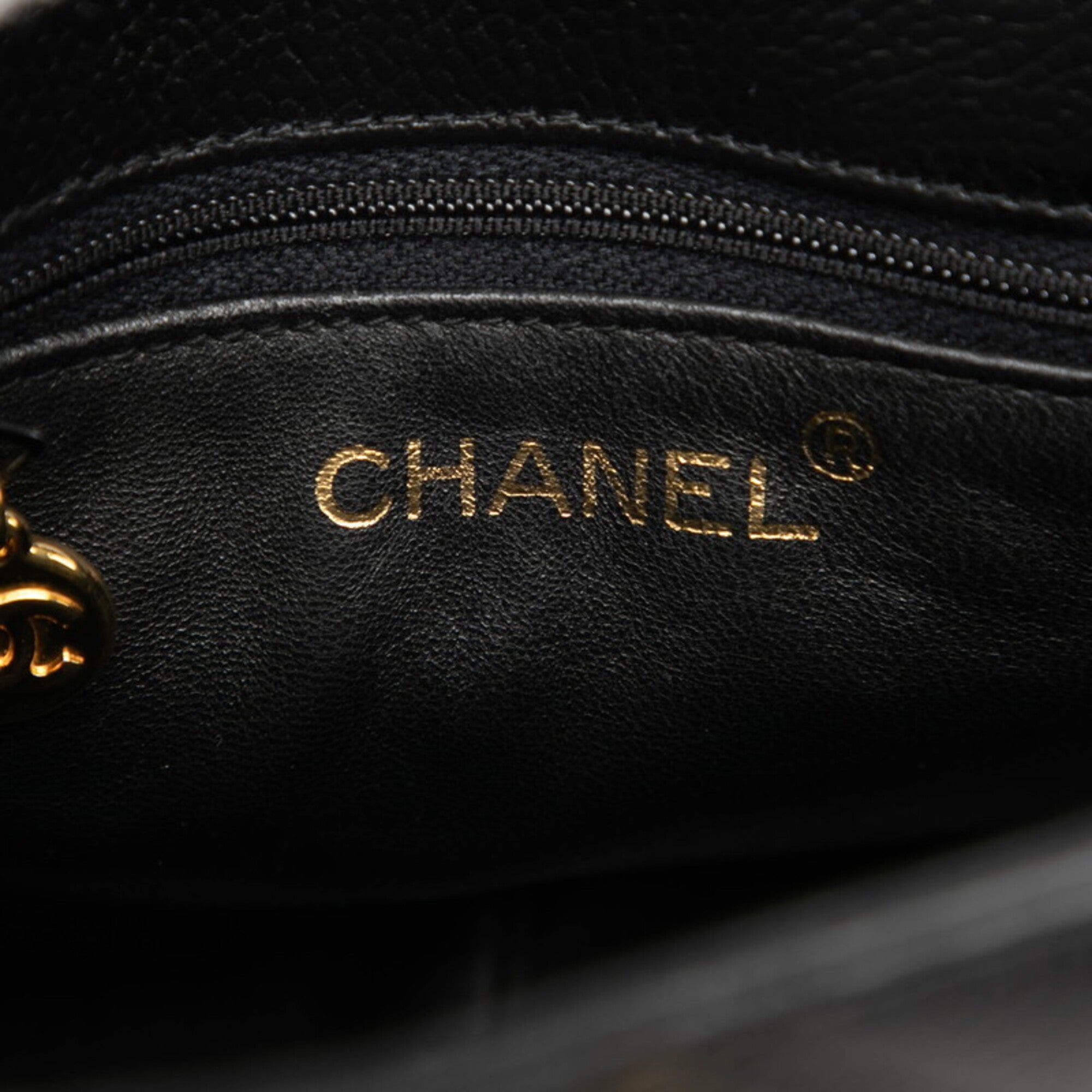 Chanel Black Grained Calfskin Shoulder Bag (Pre-Owned)