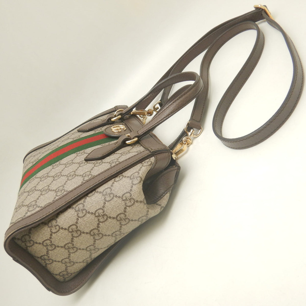 Gucci Beige Brown Gg Supreme Leather Handbag (Pre-Owned)