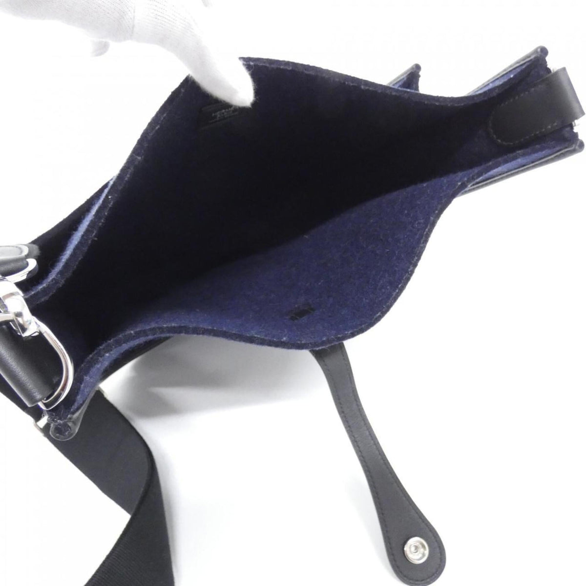 Hermes Black Blue Nuit Felt Swift Leather Shoulder Bag (Pre-Owned)