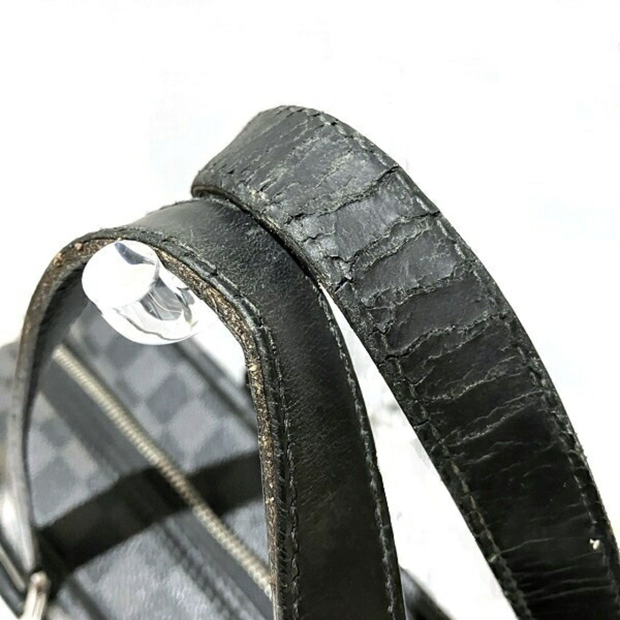 Louis Vuitton Black Briefcase Handbag (Pre-Owned)
