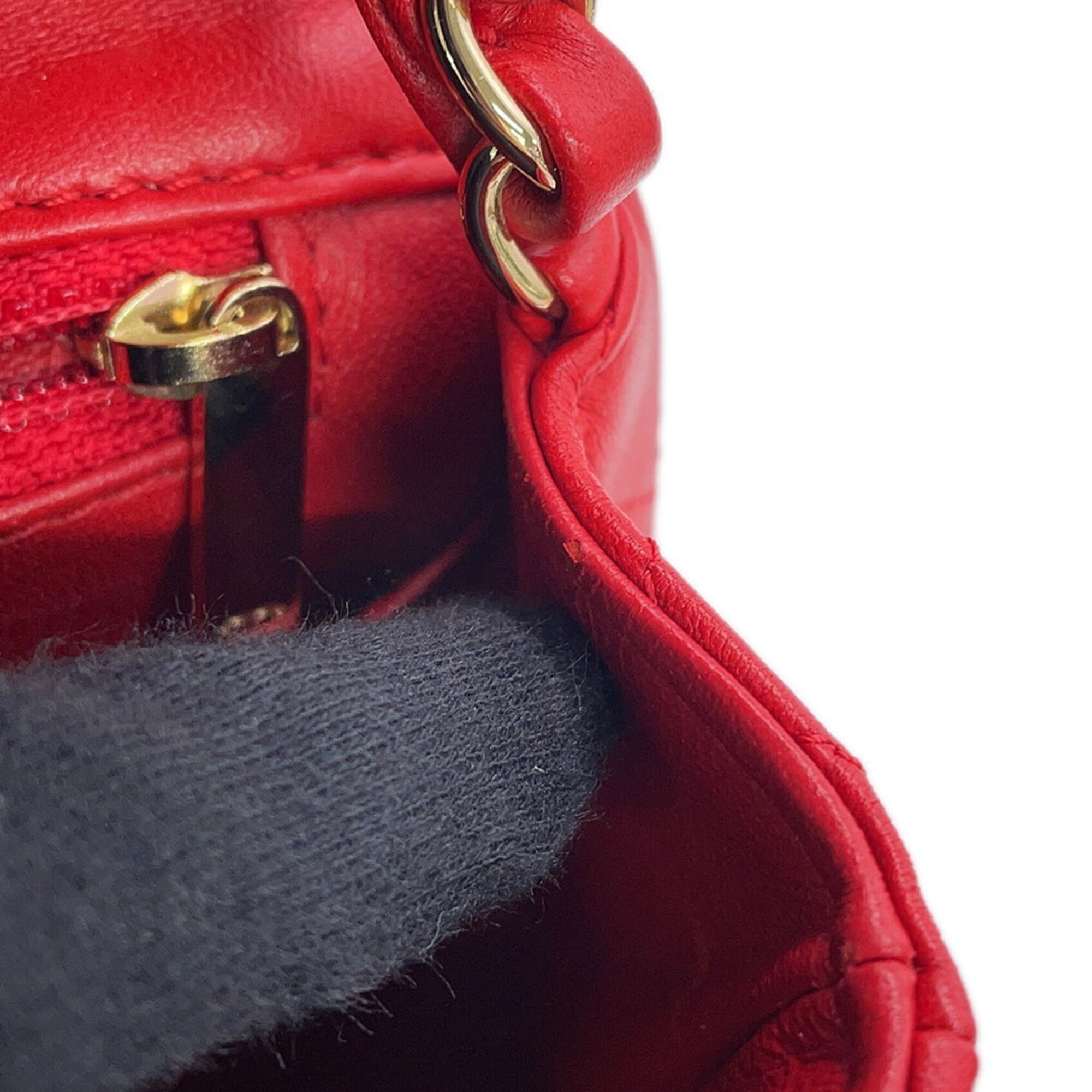 Chanel Matelasse Red Color Leather Handbag Shoulder Bag (Pre-Owned)