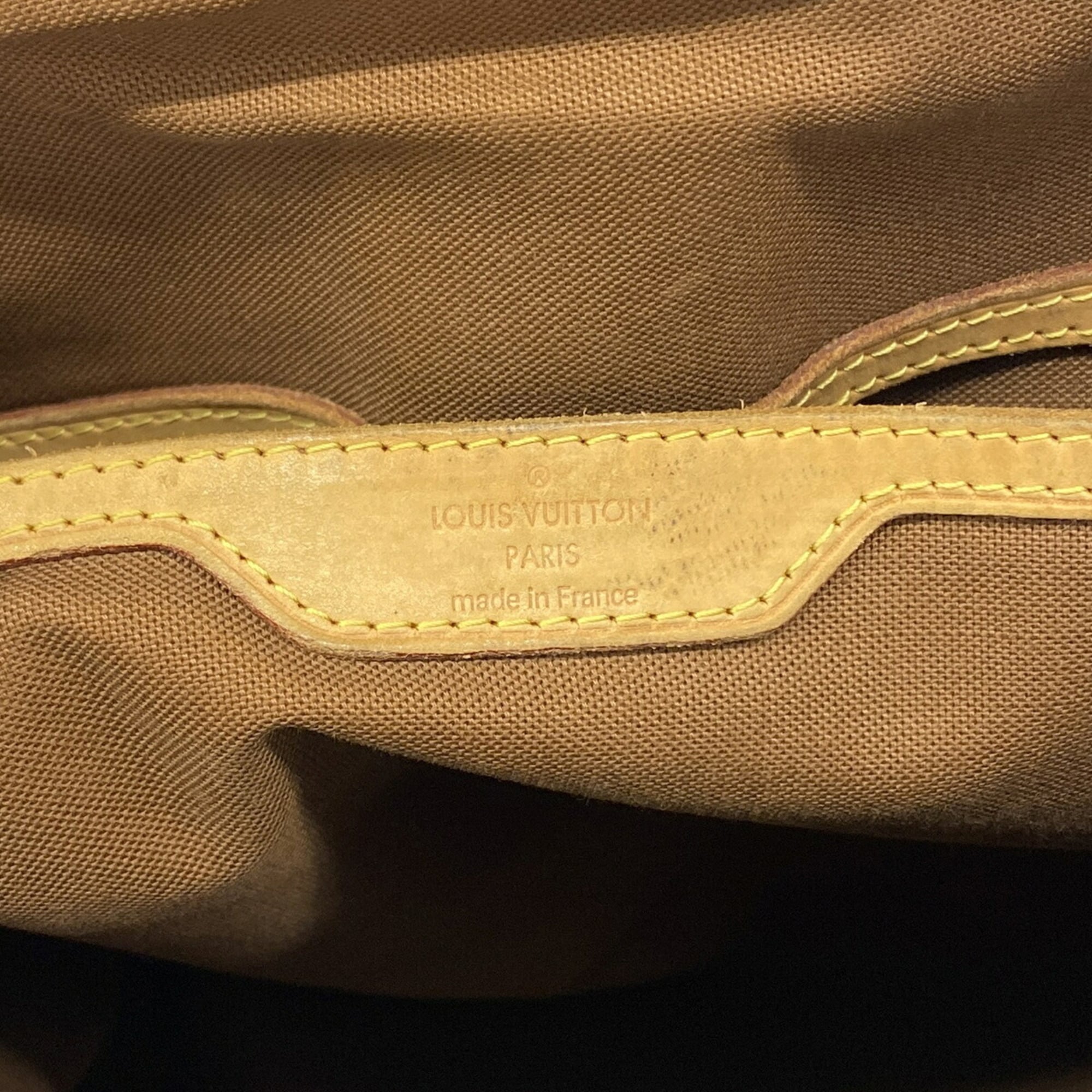 Louis Vuitton Brown Handbag (Pre-Owned)