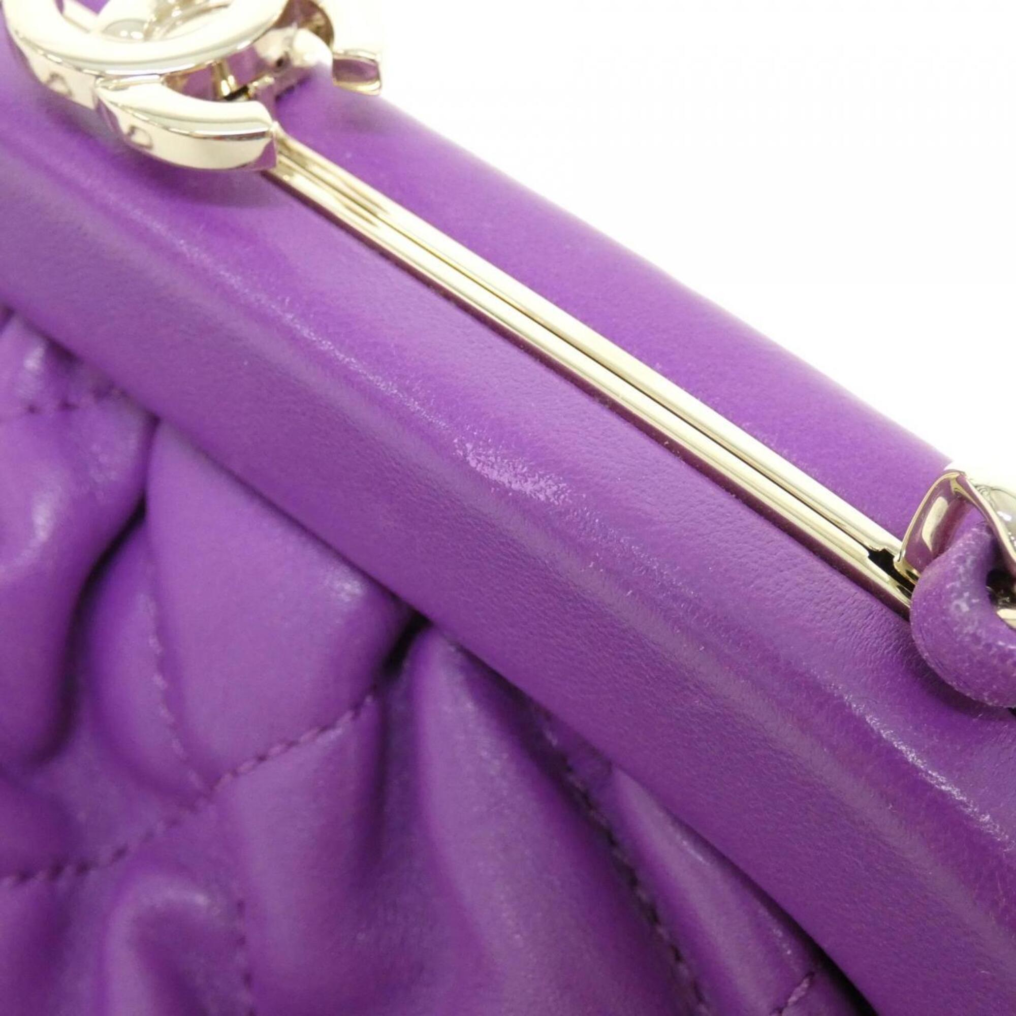 Chanel Purple Leather Shoulder Bag (Pre-Owned)