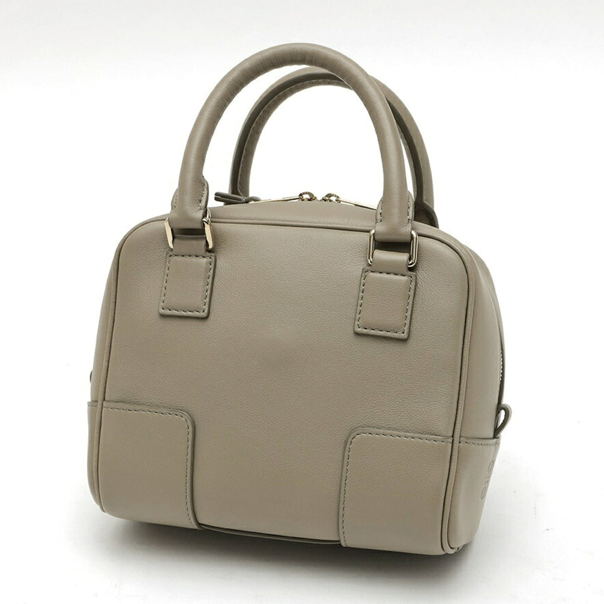 Loewe Beige Leather (Pre-Owned)
