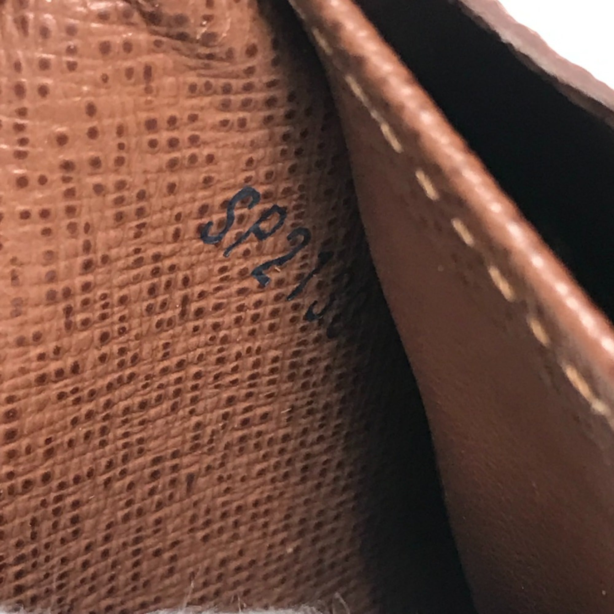 Louis Vuitton Brown Other Long Wallet (Bi-Fold) (Pre-Owned)