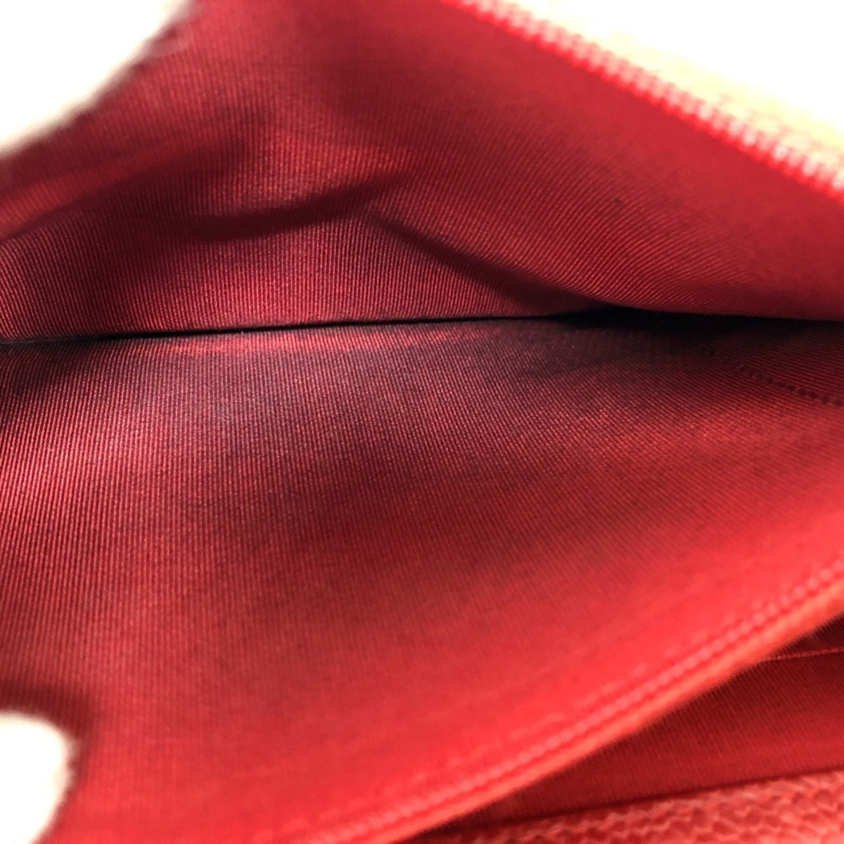 Chanel Red Color Caviar Leather Shoulder Bag (Pre-Owned)