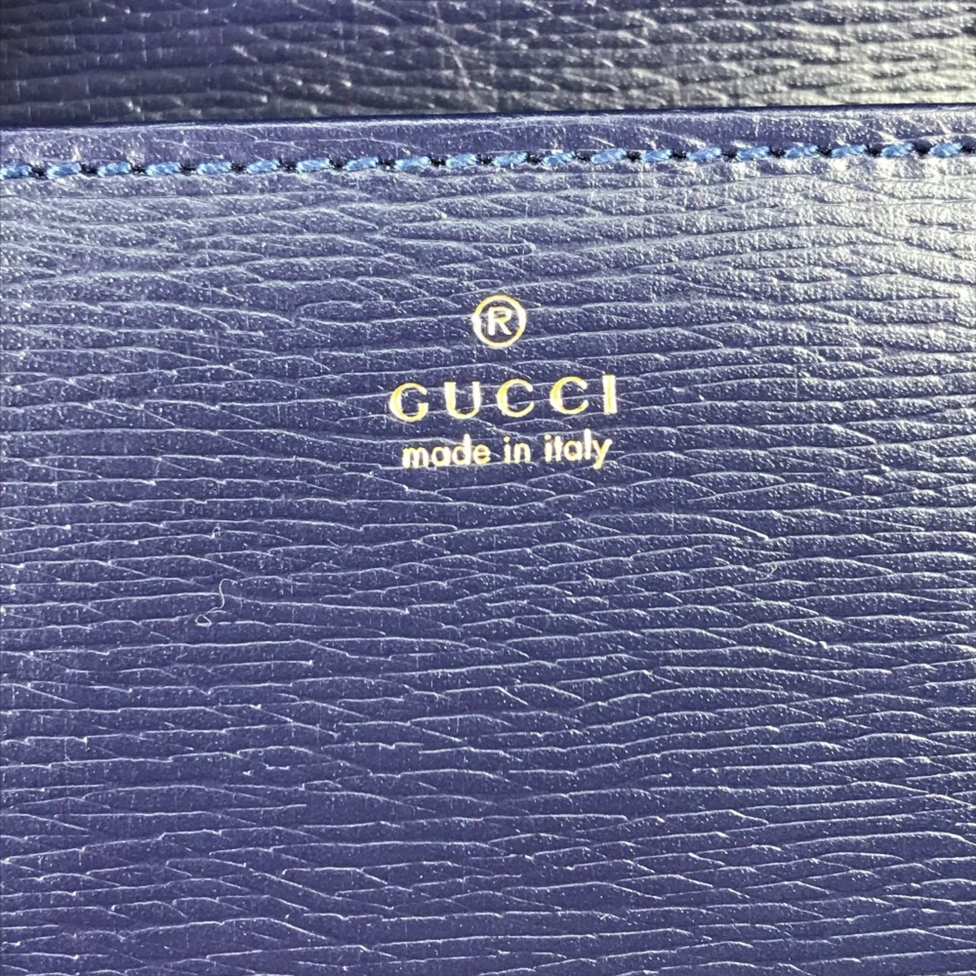 Gucci Navy Red Color Leather Chain/Shoulder Wallet (Pre-Owned)