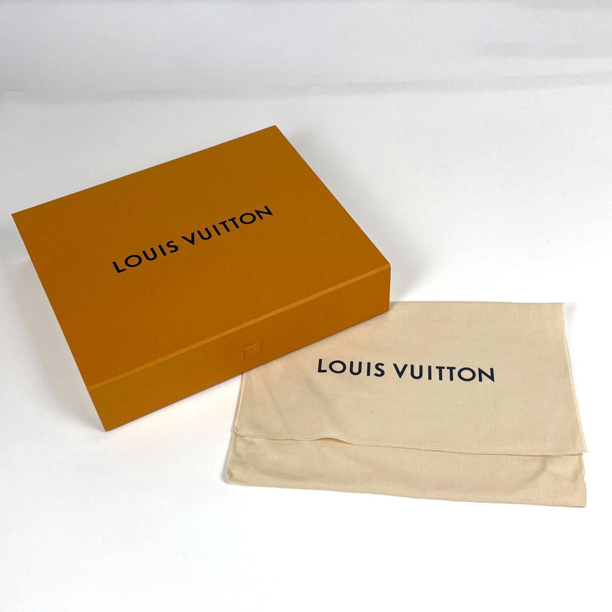 Louis Vuitton Black Monogram Noir Monogram Clutch Bag Pochette (Pre-Owned)