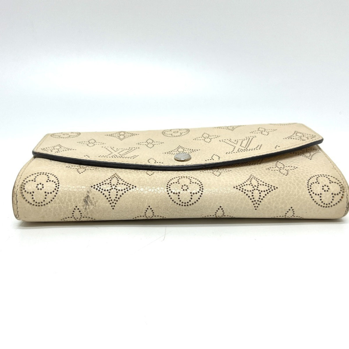 Louis Vuitton White Leather Long Wallet (Bi-Fold) (Pre-Owned)