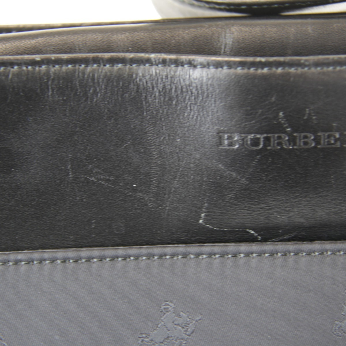 Burberry Black Nylon Leather Shoulder Bag (Pre-Owned)