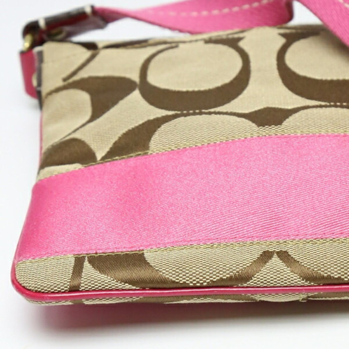 Coach Khaki Pink Leather Shoulder Bag (Pre-Owned)