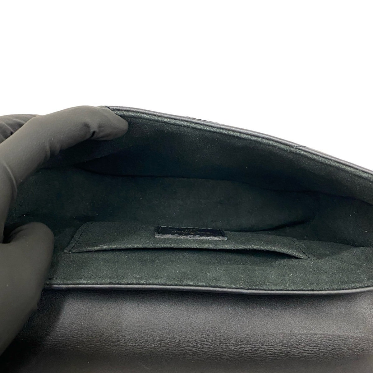 Louis Vuitton Black Leather Handbag Shoulder Bag (Pre-Owned)