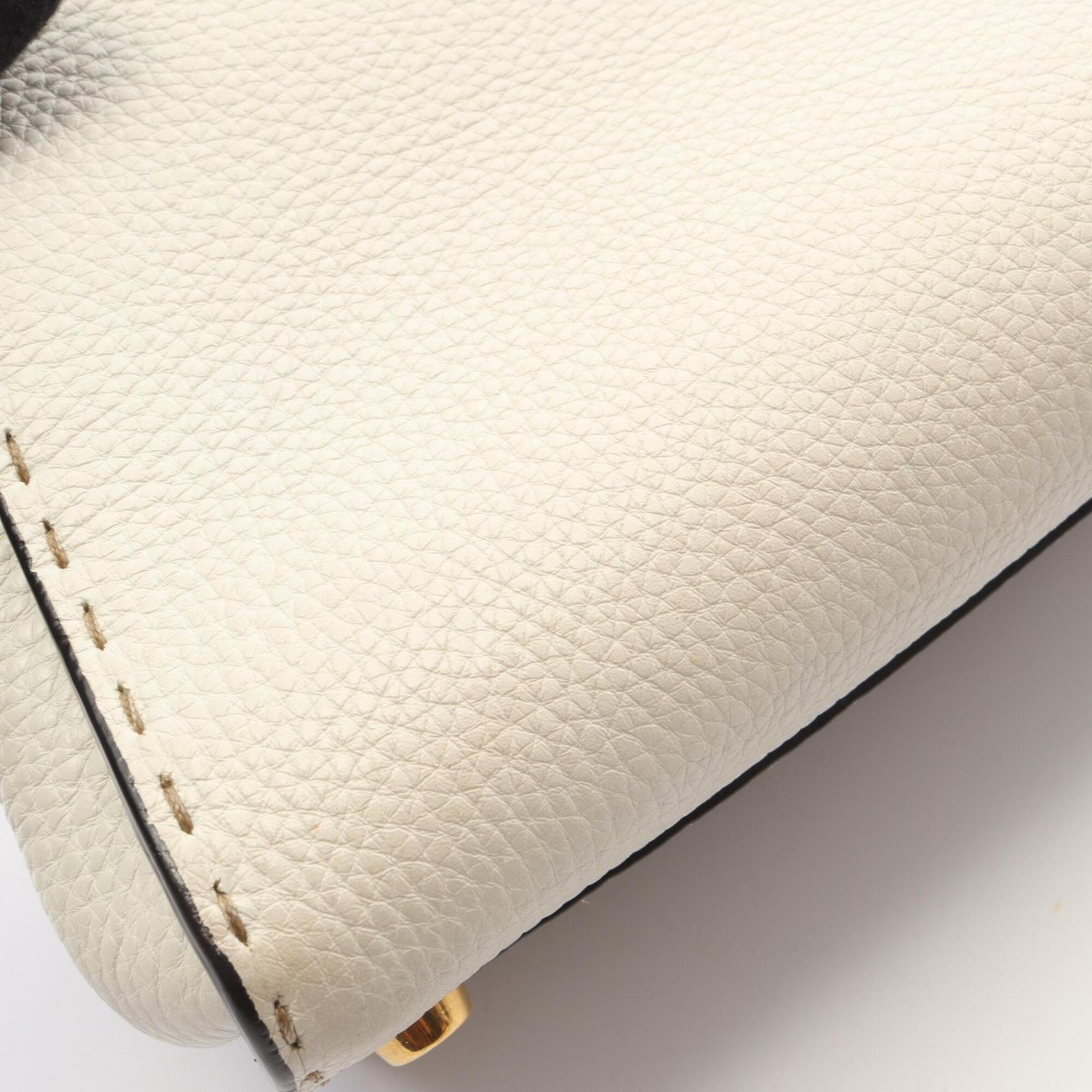 Fendi White Leather Handbag (Pre-Owned)