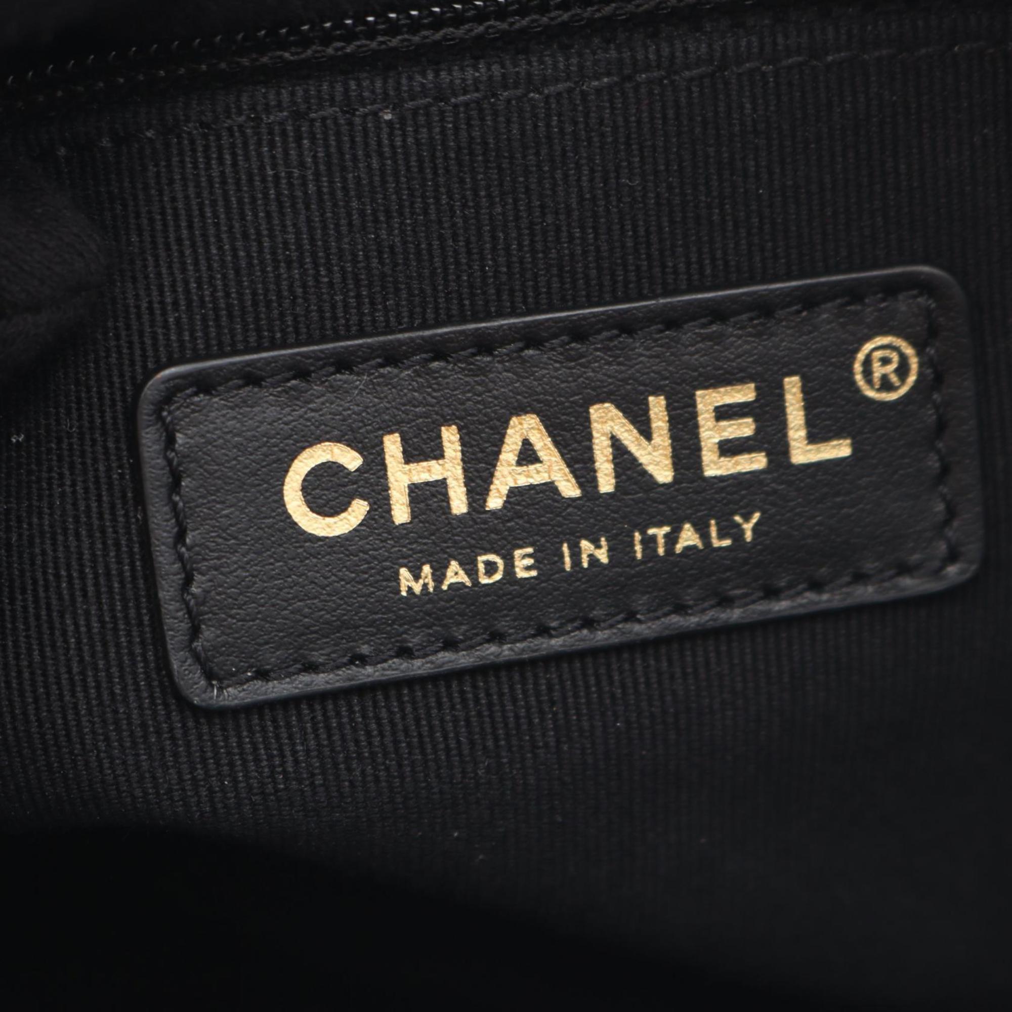 Chanel Black Leather Handbag Shoulder Bag (Pre-Owned)