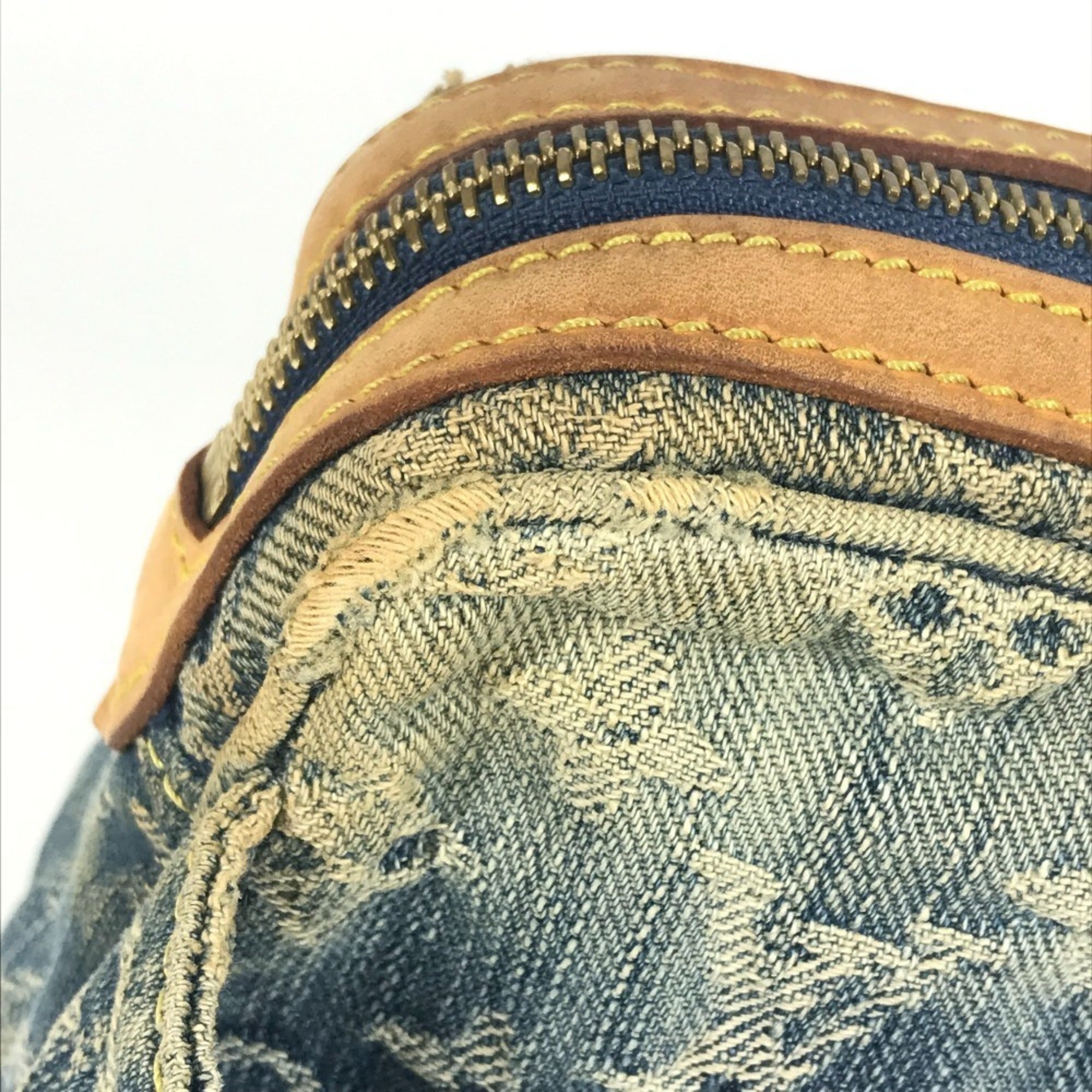 Louis Vuitton Monogram Denim Blue Monogram Monogram Denim Sling Bag (Pre-Owned)