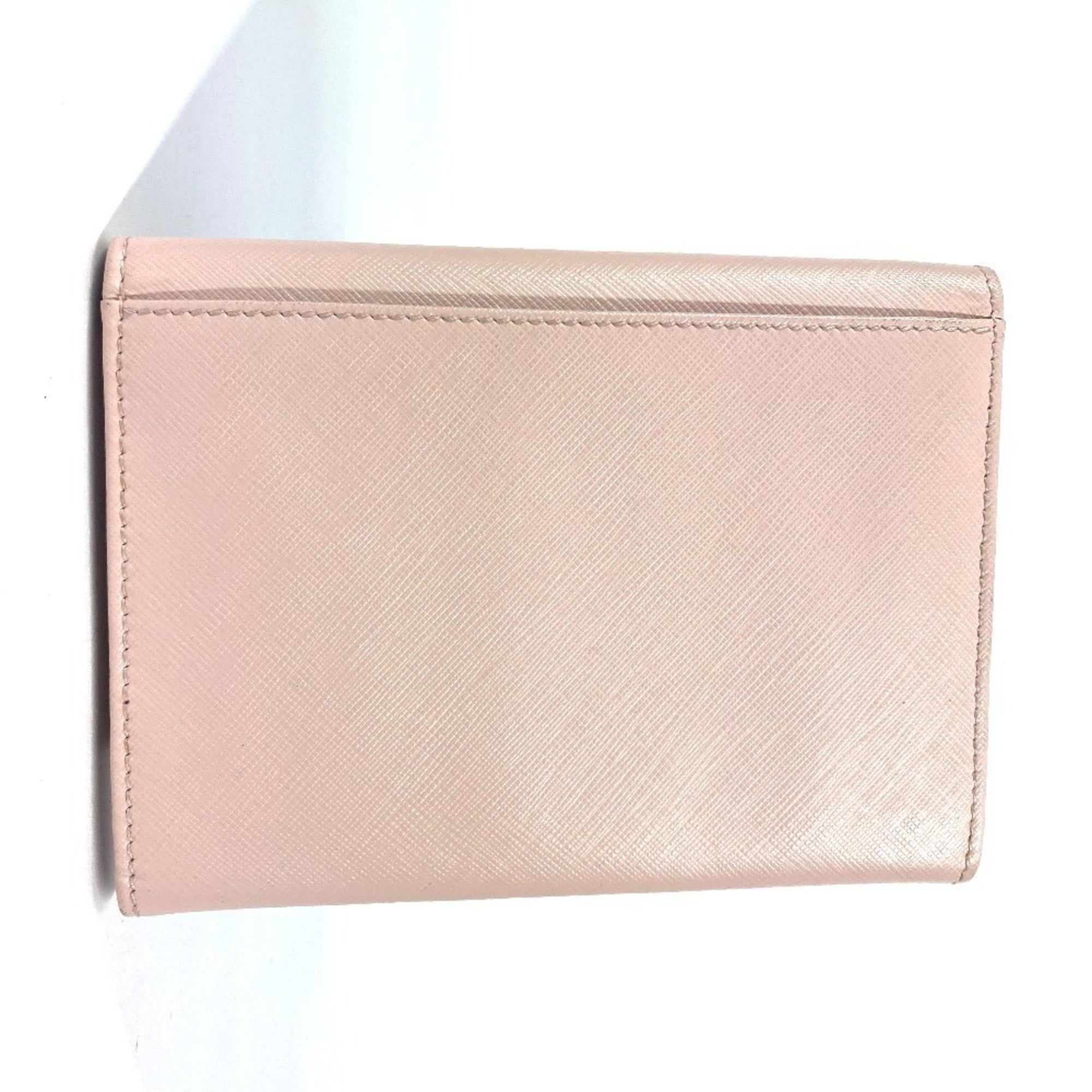 Salvatore Ferragamo Pink Leather Clutch Bag Pouch (Pre-Owned)