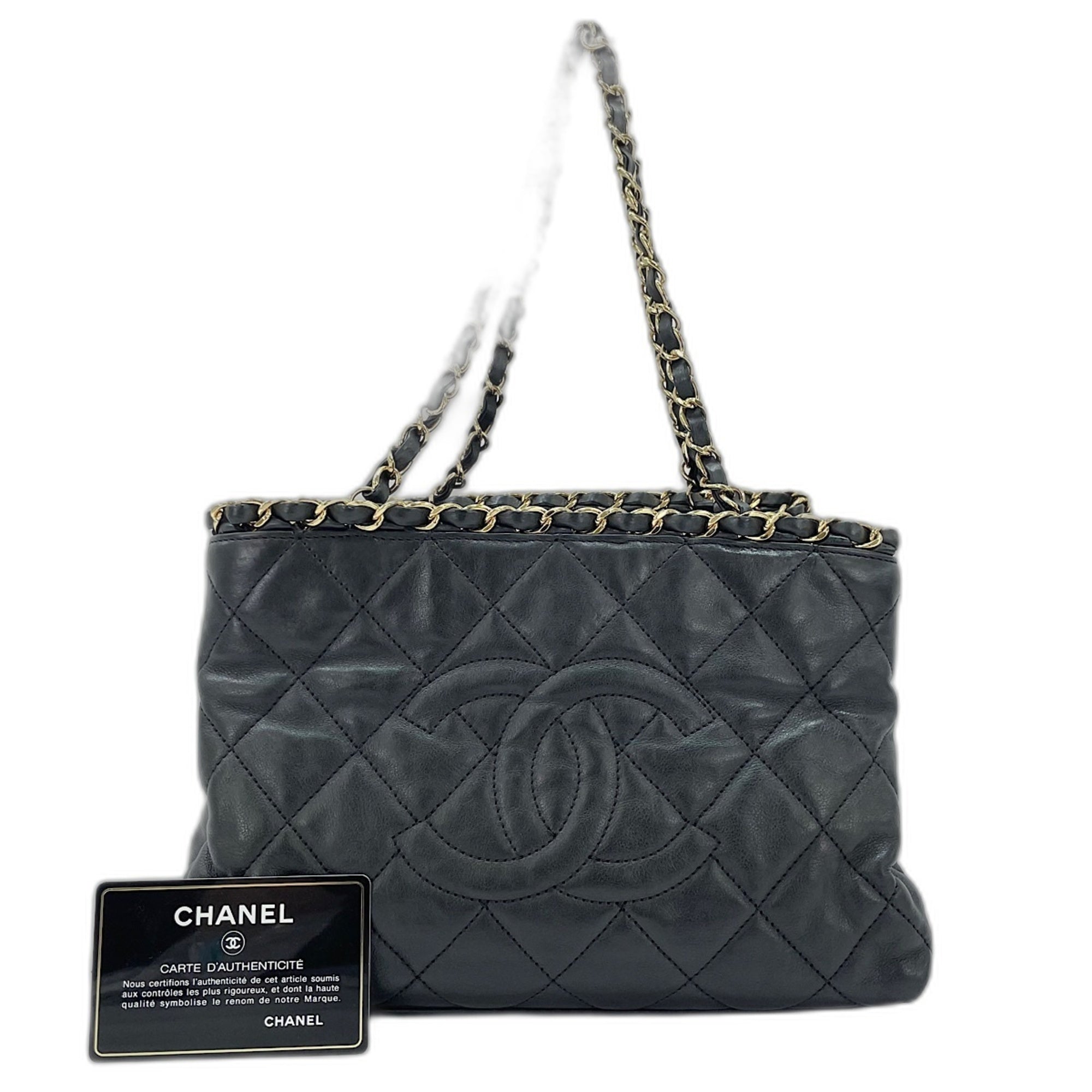 Chanel Black Shoulder Bag (Pre-Owned)