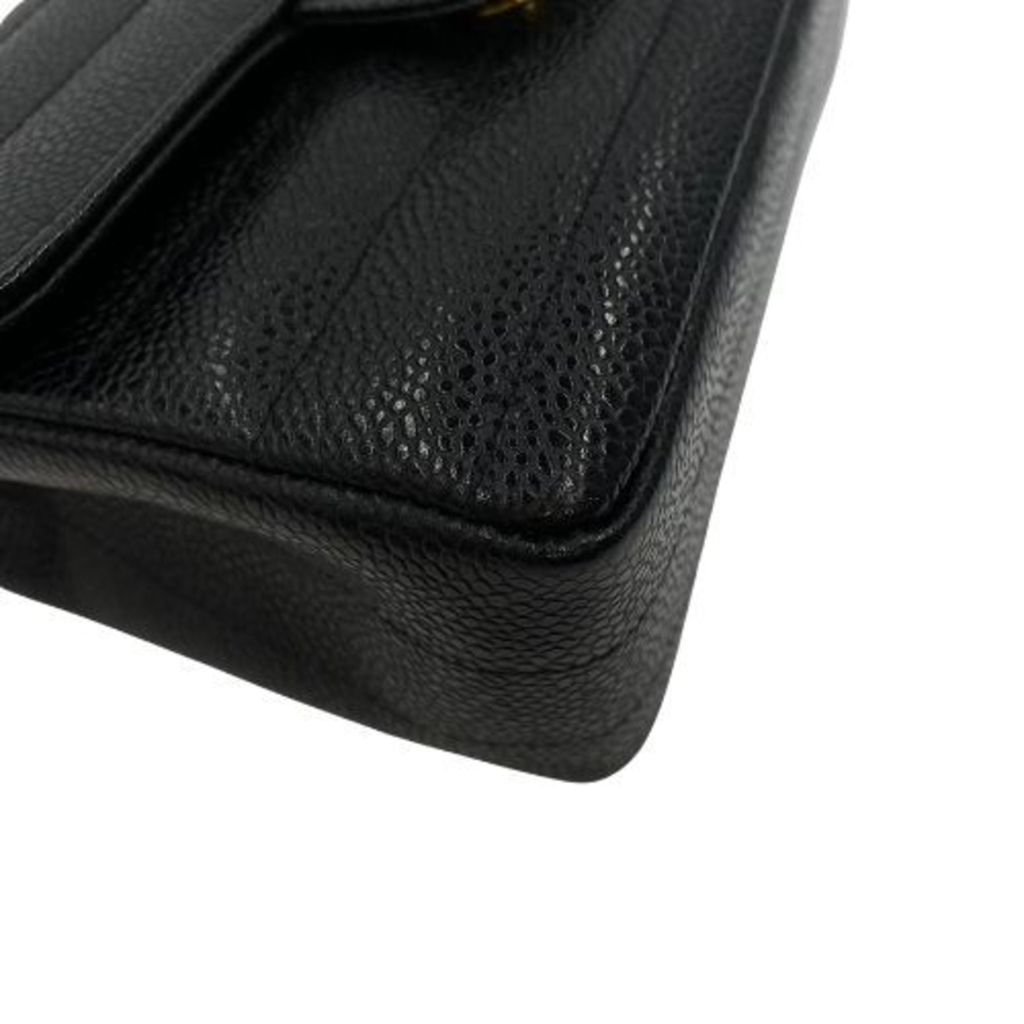 Chanel Black Shoulder Bag (Pre-Owned)