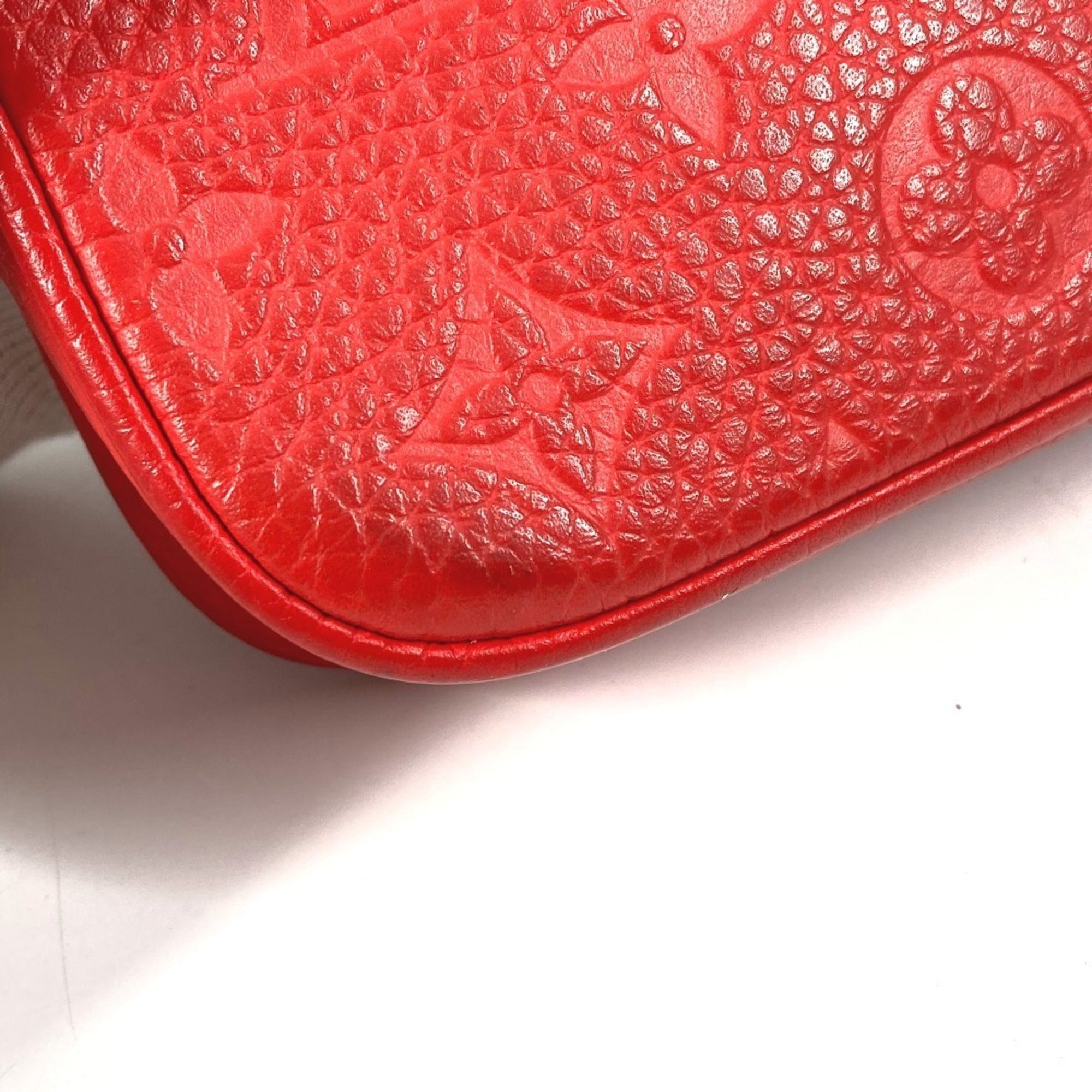 Louis Vuitton Red Color Monogram Empreinte Leather Clutch Bag (Pre-Owned)
