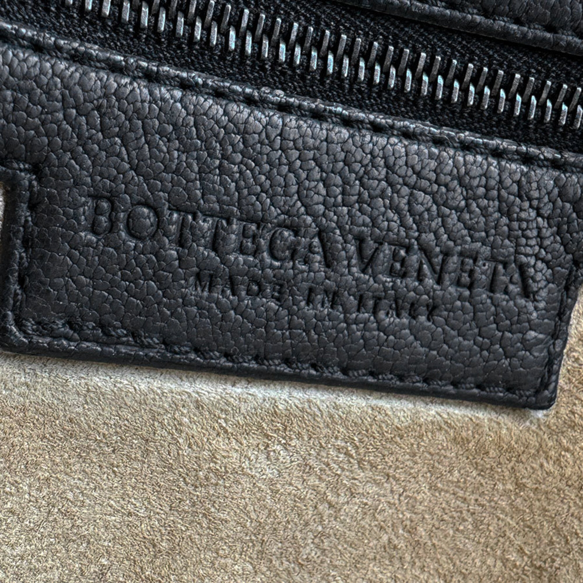 Bottega Veneta Black Intrecciato Handbag Shoulder Bag (Pre-Owned)