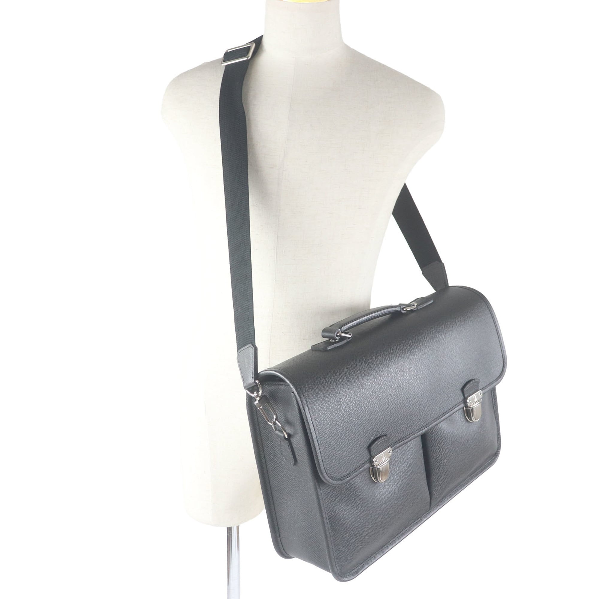 Louis Vuitton Ardoise Taiga Leather Briefcase Shoulder Bag (Pre-Owned)