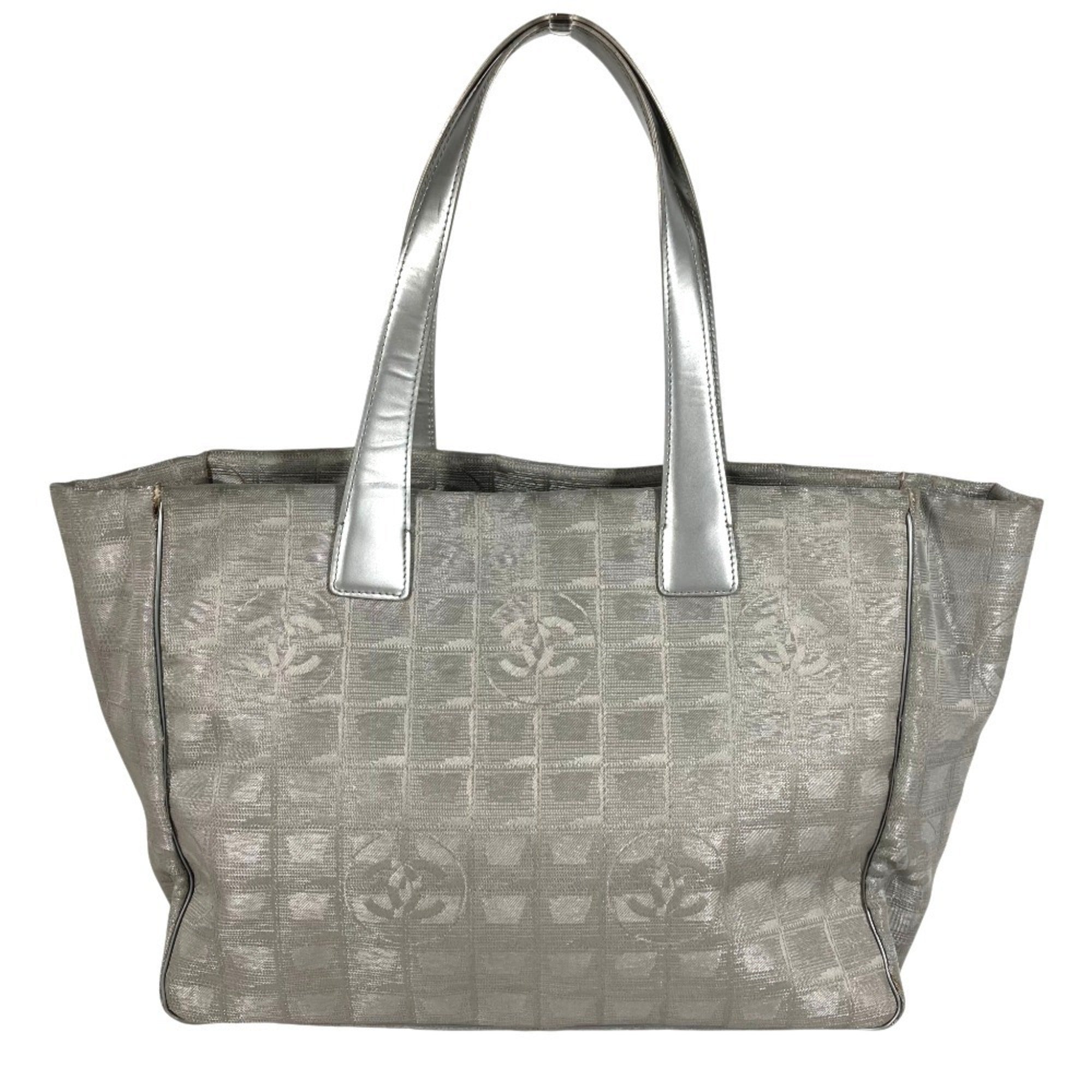Chanel Silver Nylon Canvas Leather Tote Bag (Pre-Owned)