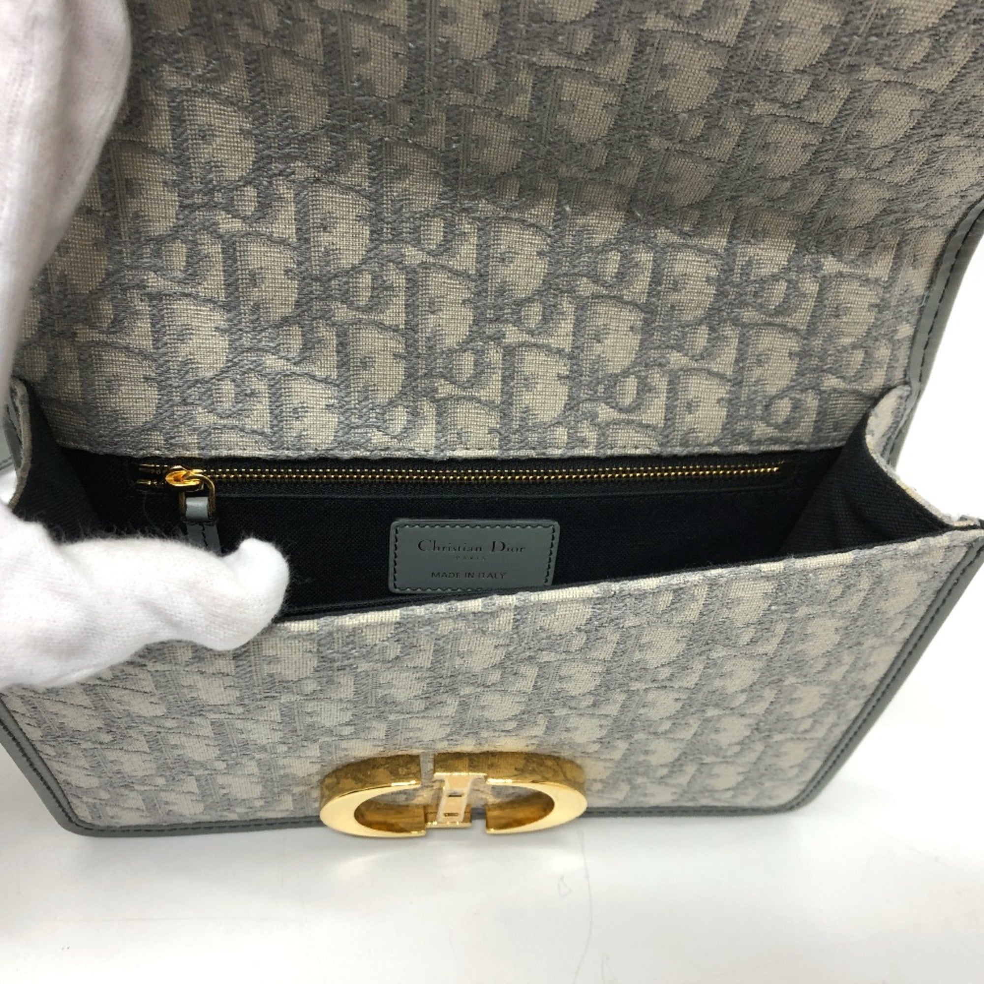 Christian Dior Gray Leather Shoulder Bag (Pre-Owned)