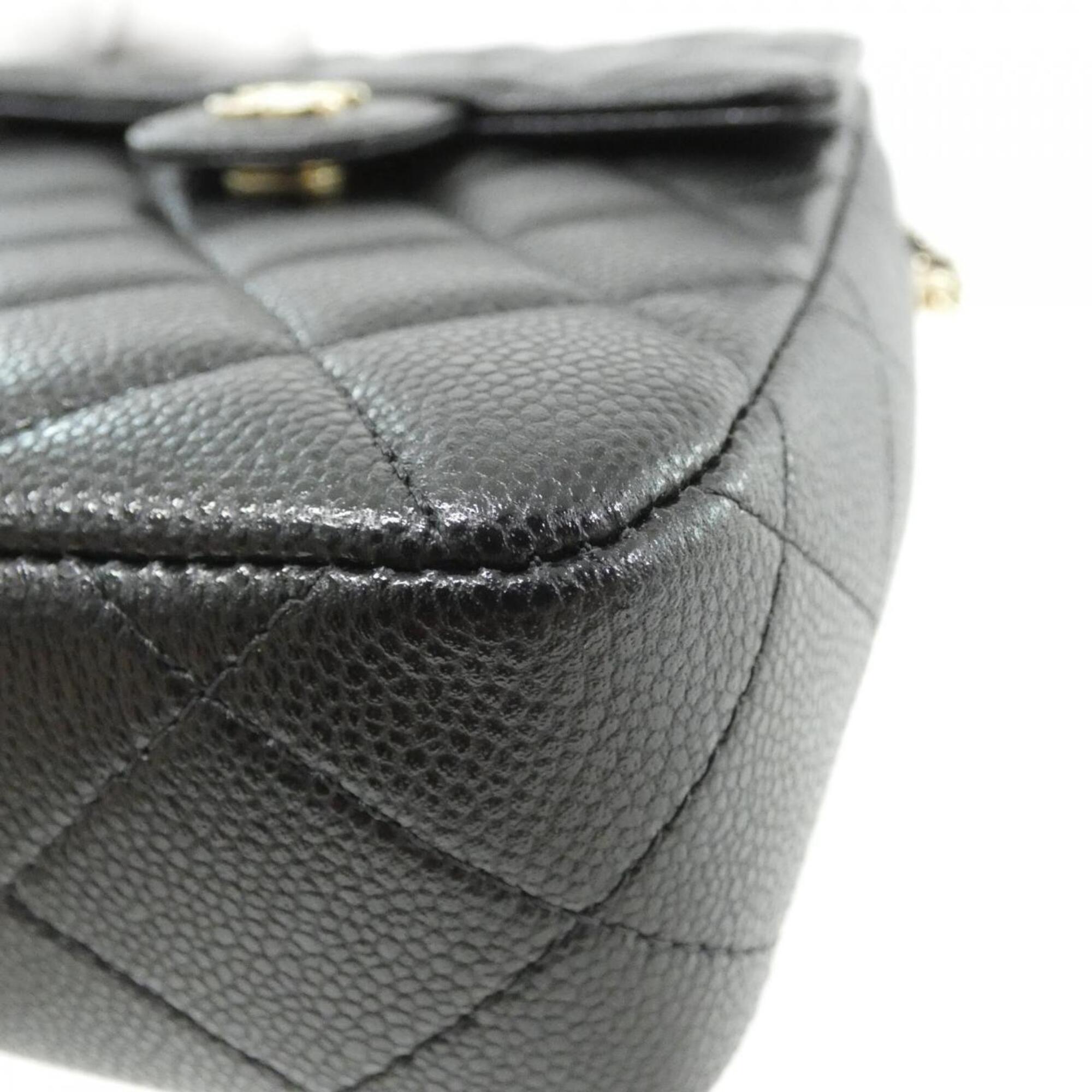 Chanel Black Grained Calfskin Handbag Shoulder Bag (Pre-Owned)