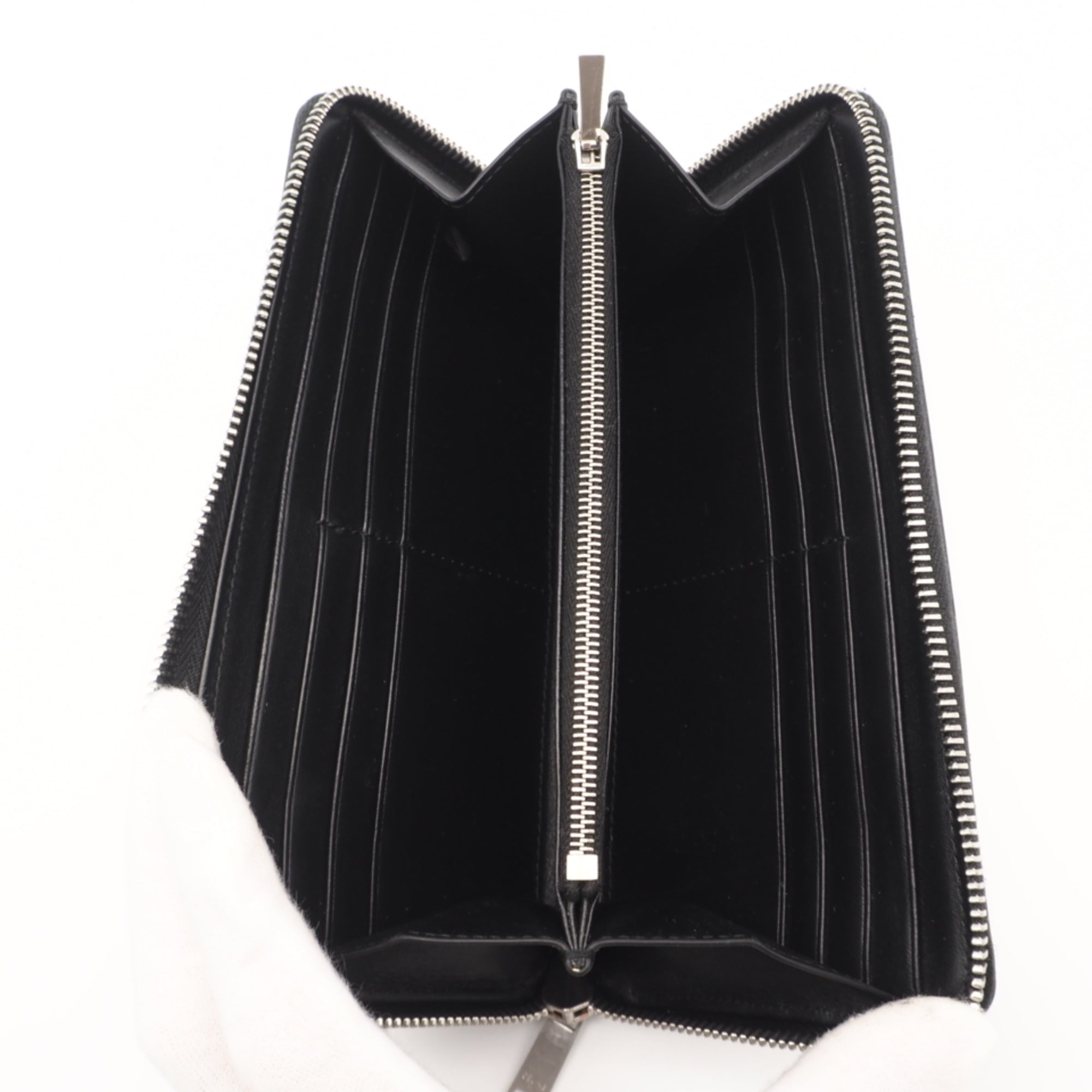 Celine Black Long Wallet (Bi-Fold) (Pre-Owned)