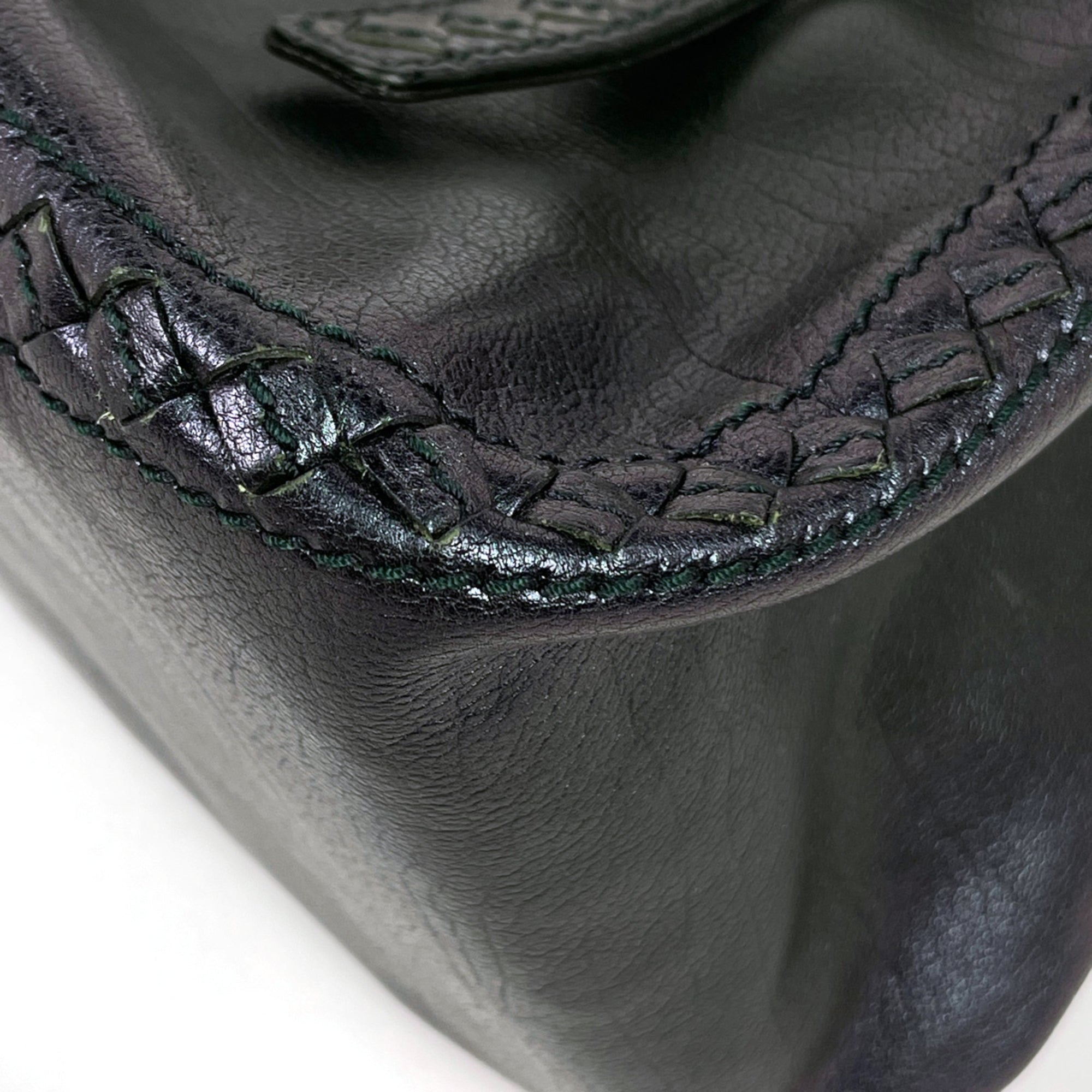 Bottega Veneta Intrecciato Green Leather Handbag (Pre-Owned)