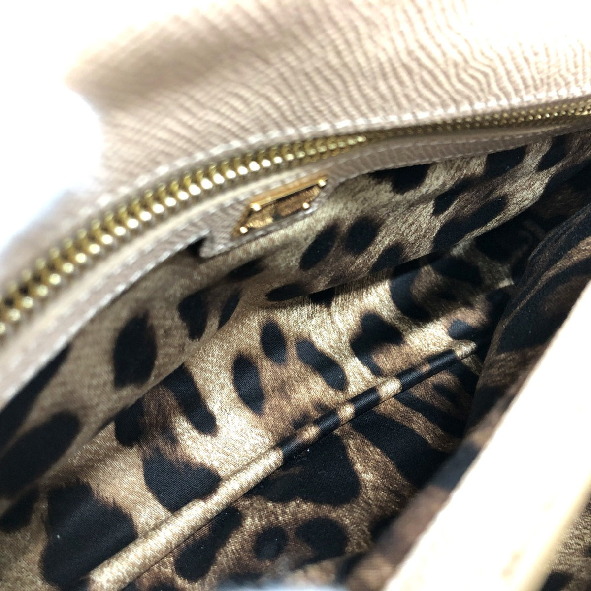 Dolce & Gabbana Beige Leather Shoulder Bag (Pre-Owned)