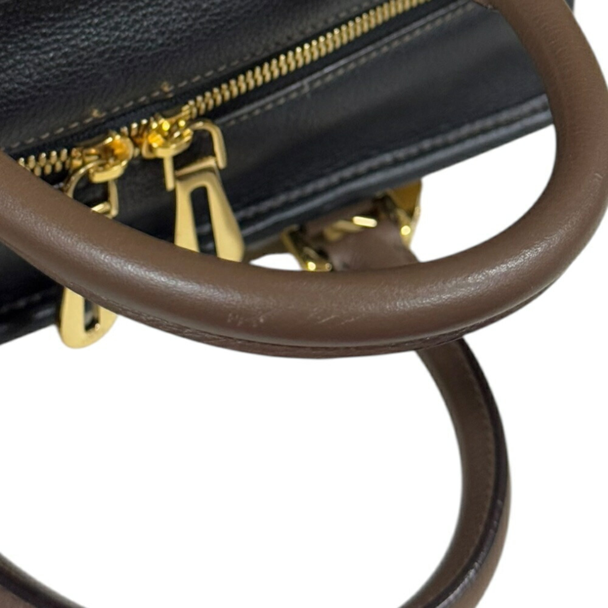 Loewe Beige Black Leather Handbag (Pre-Owned)