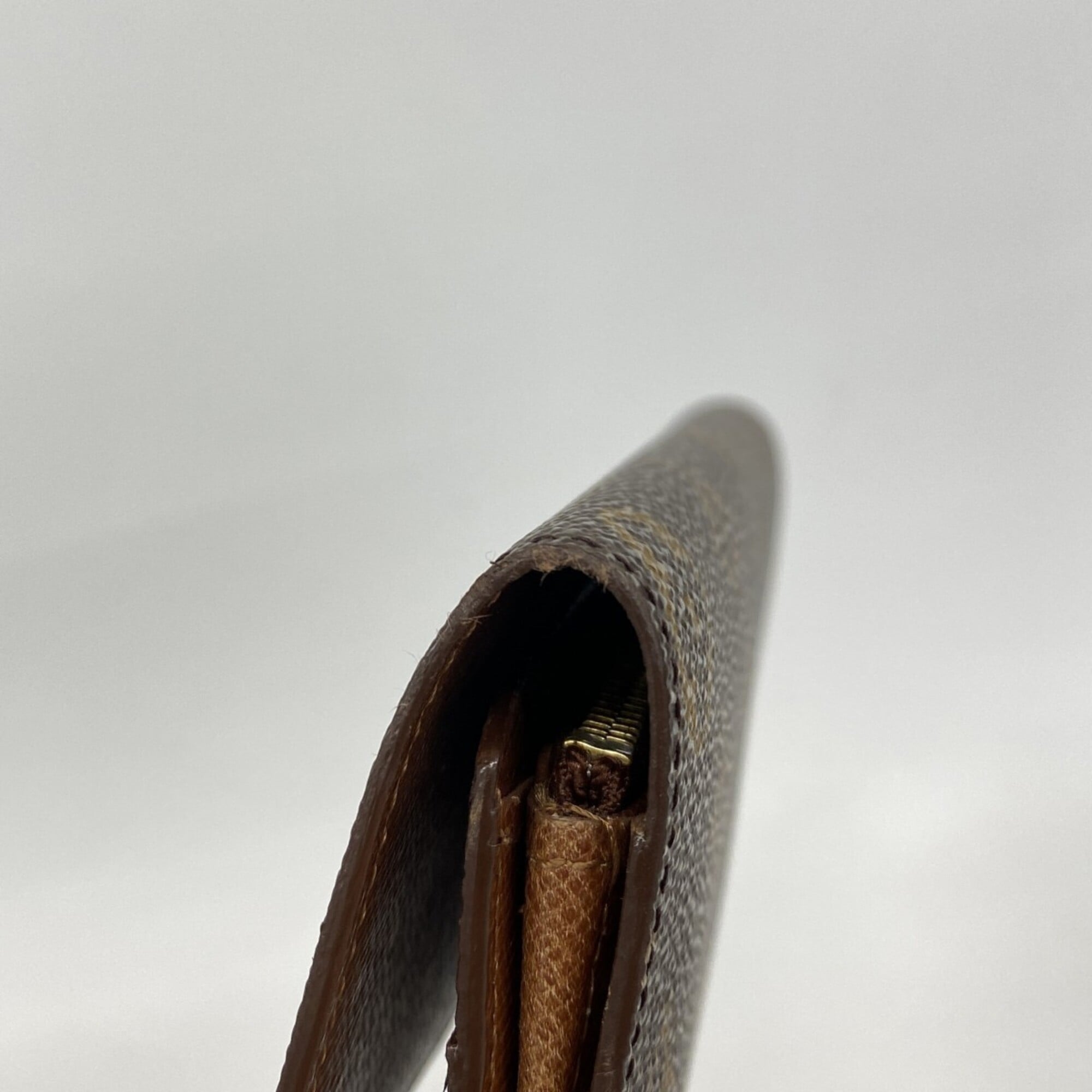 Louis Vuitton Brown Long Wallet (Bi-Fold) (Pre-Owned)